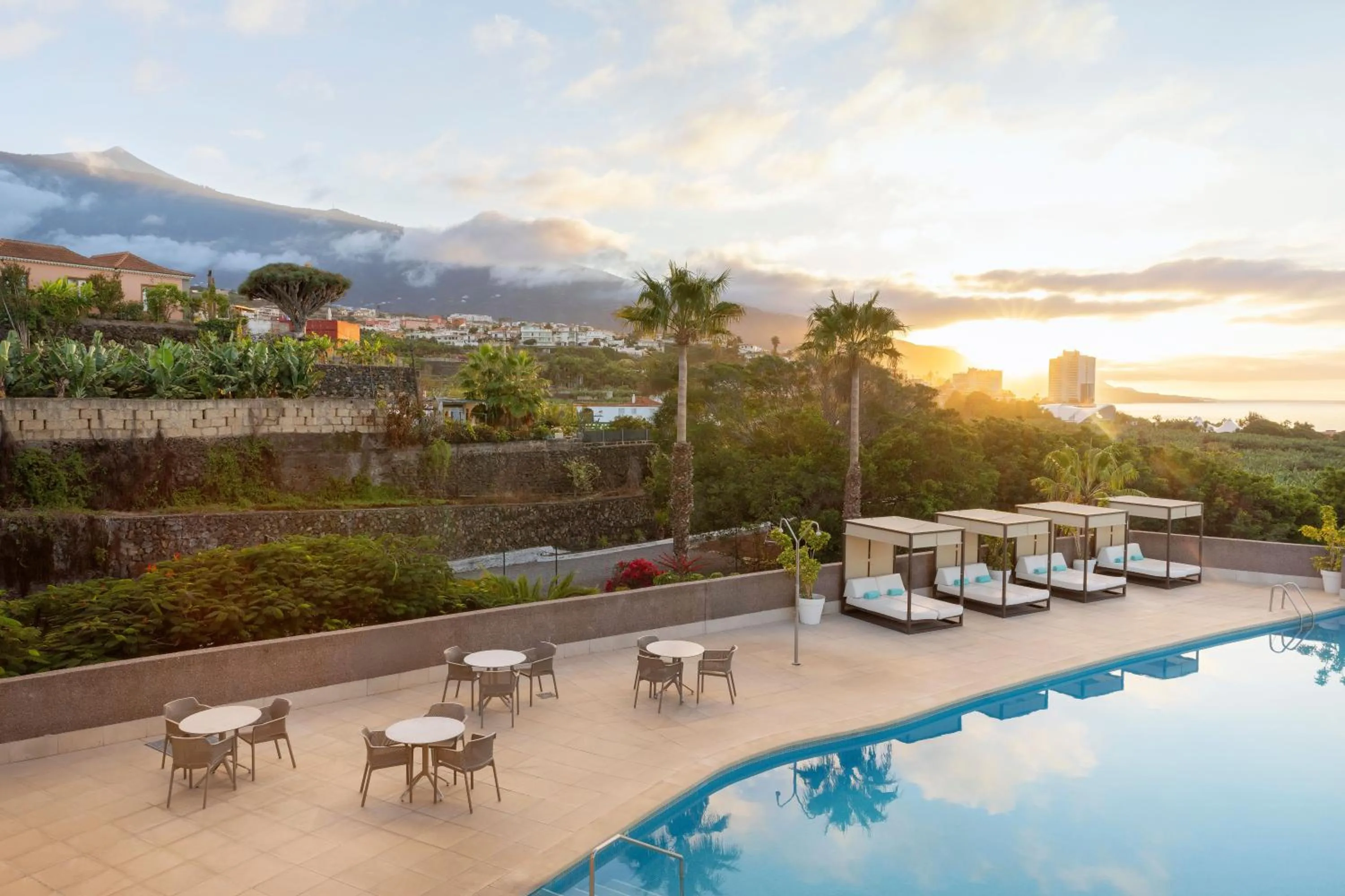 Day in AluaSoul Orotava Valley - Adults Only