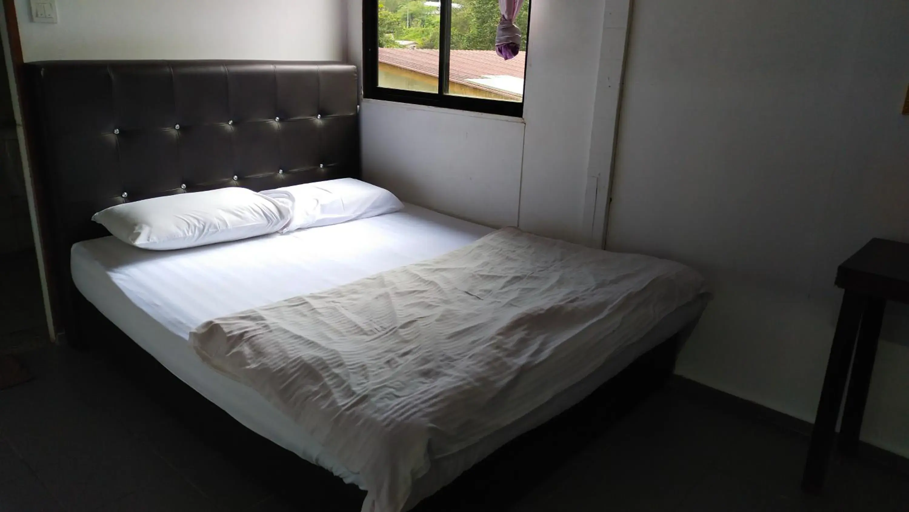 Bed in Happy Garden Bed in Happy Garden