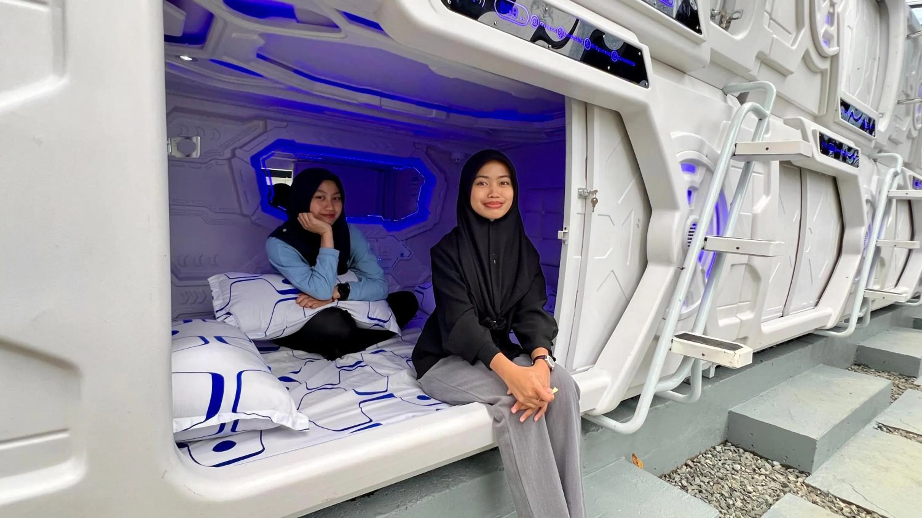 Bedroom in Happy Garden