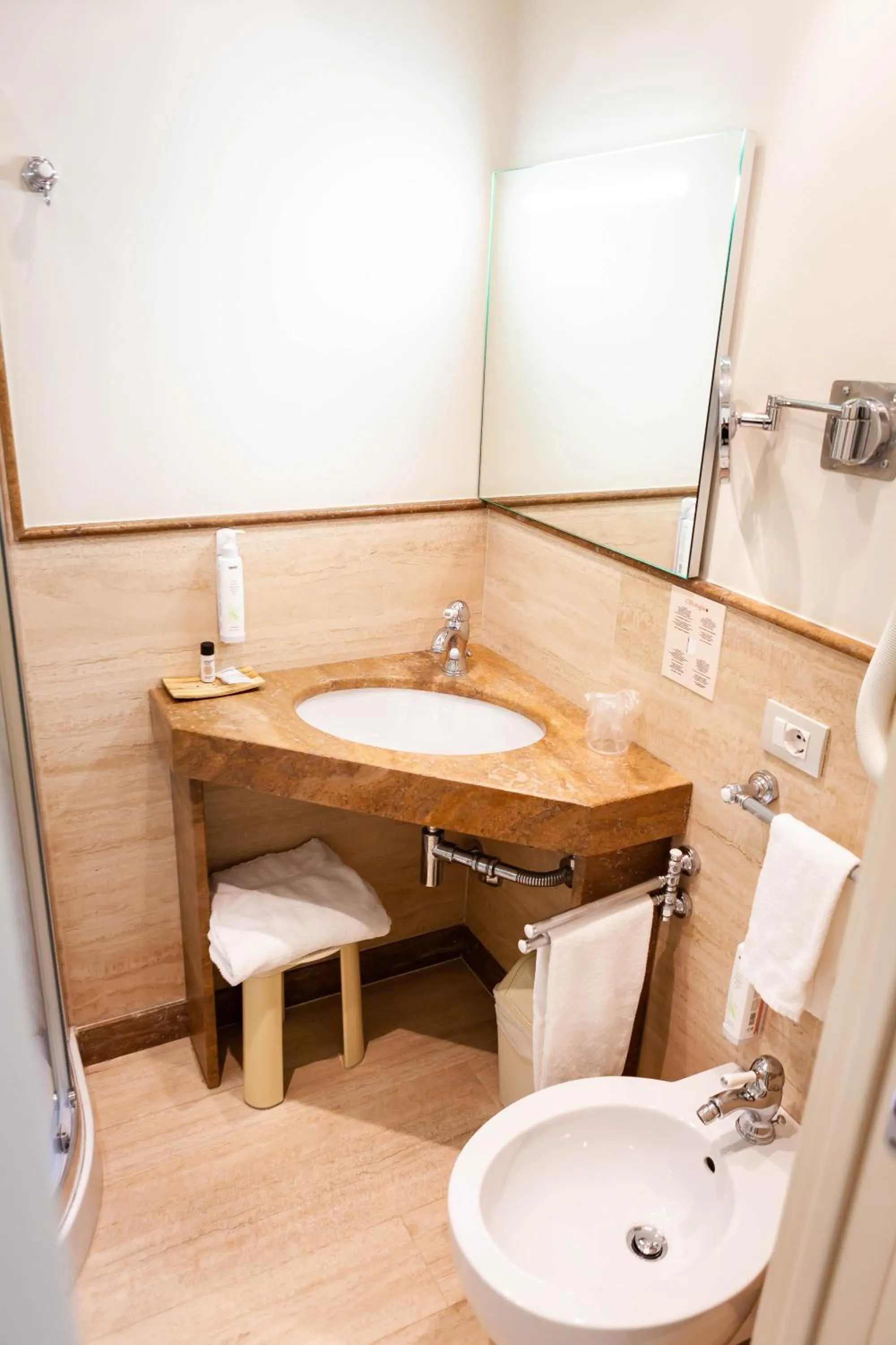 Photo of the whole room in Hotel Conchiglia