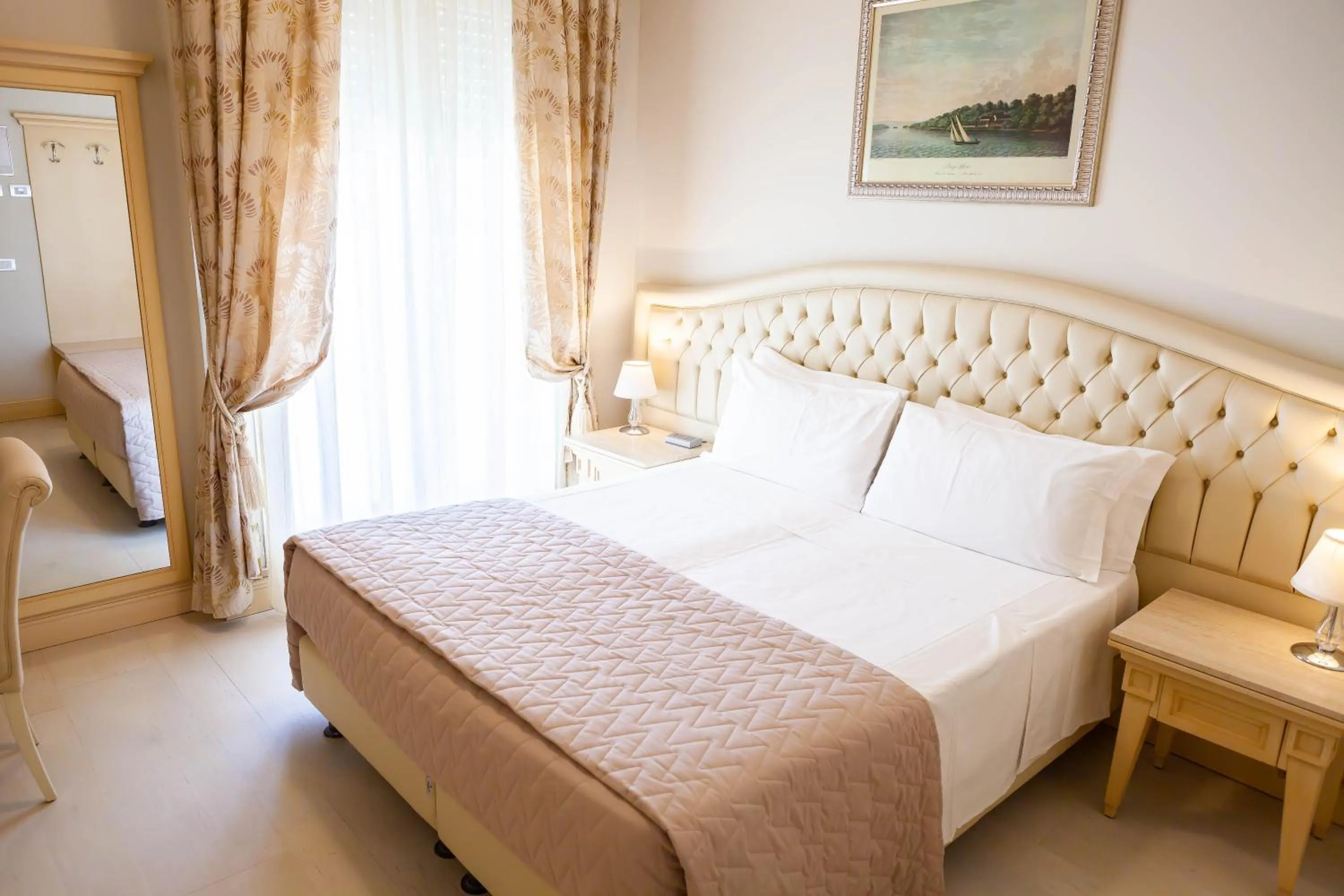 Photo of the whole room, Bed in Hotel Conchiglia