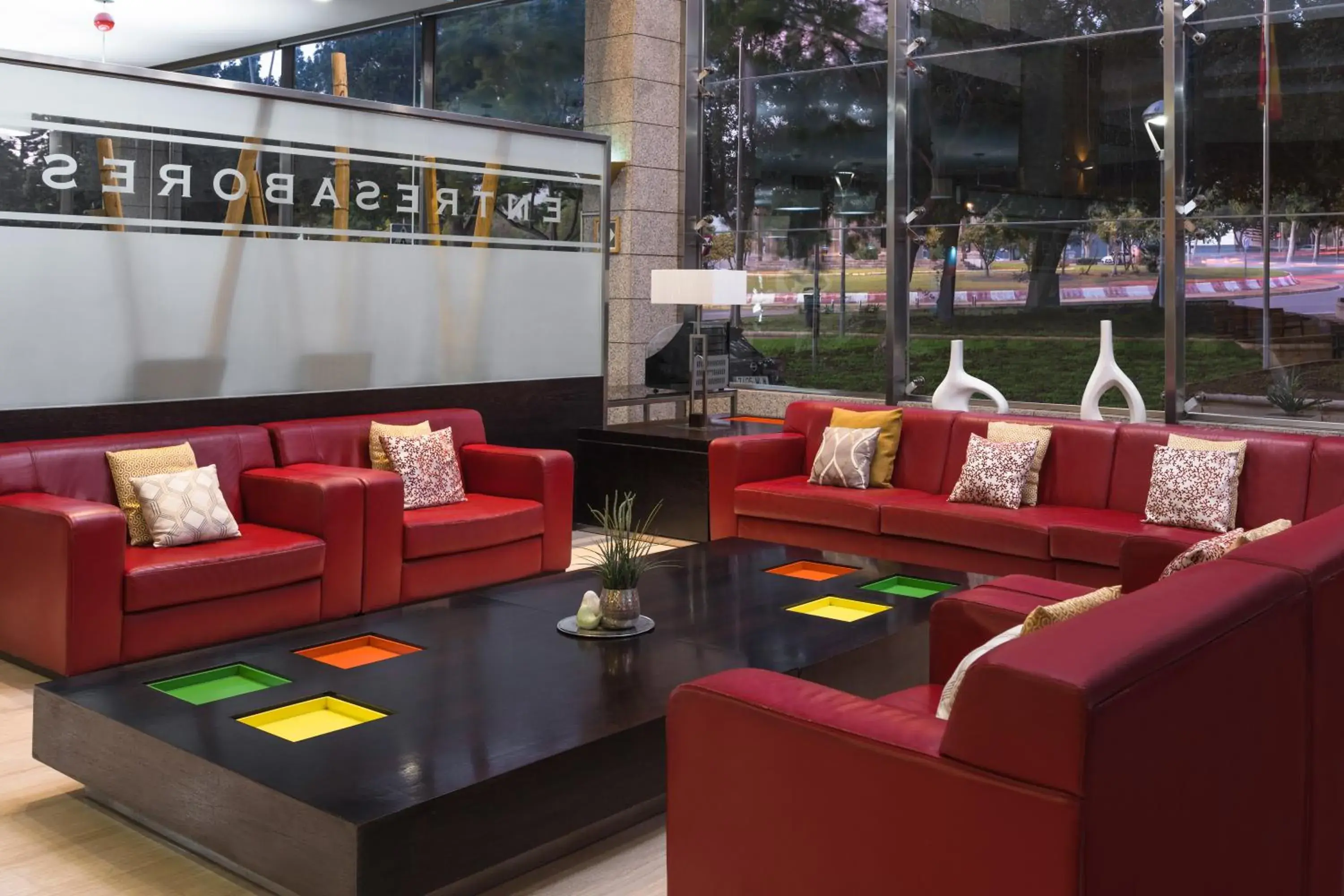 Living room in Elba Almeria Business & Convention Hotel Living room in Elba Almeria Business & Convention Hotel