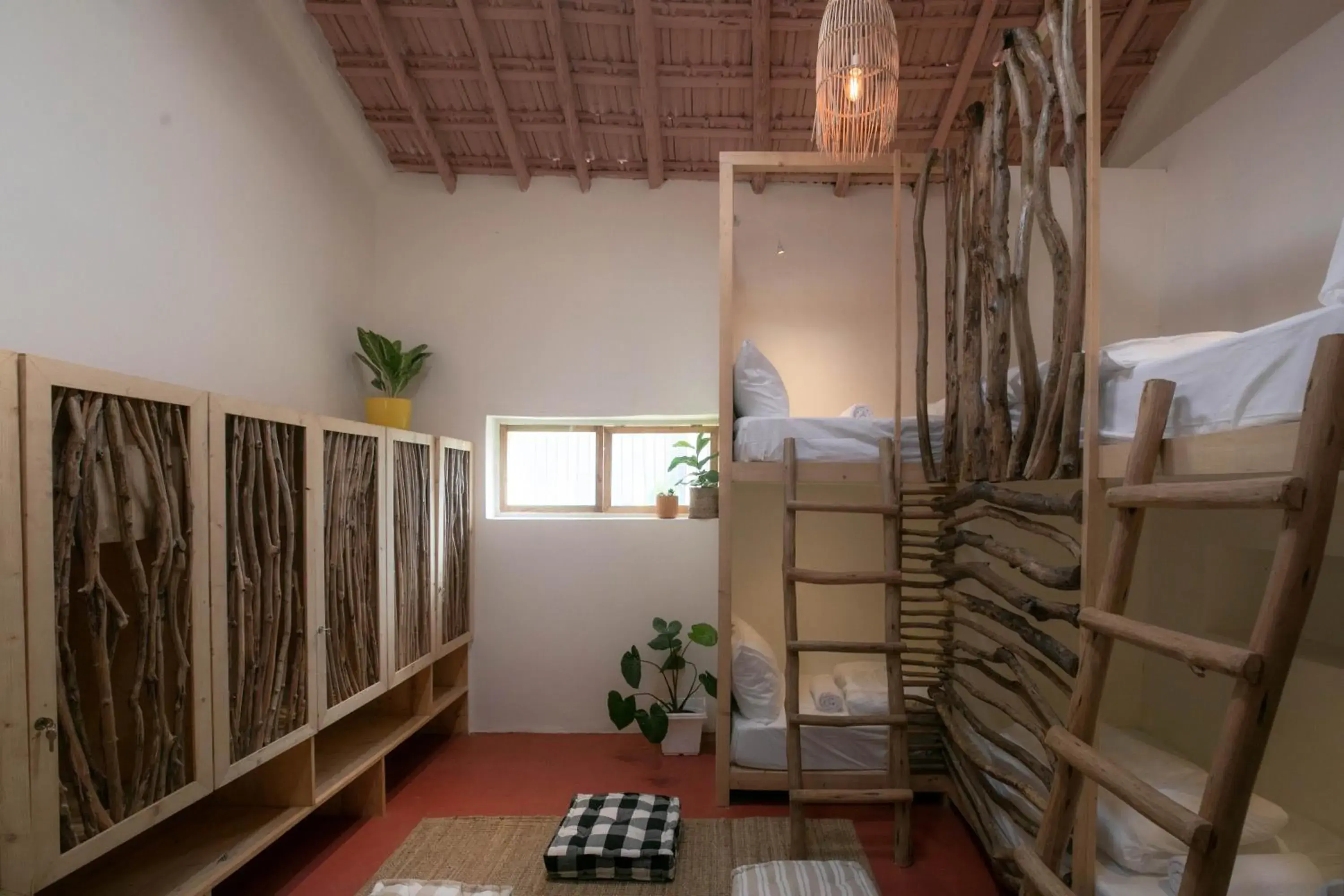 Bed in Circle Bed in Circle