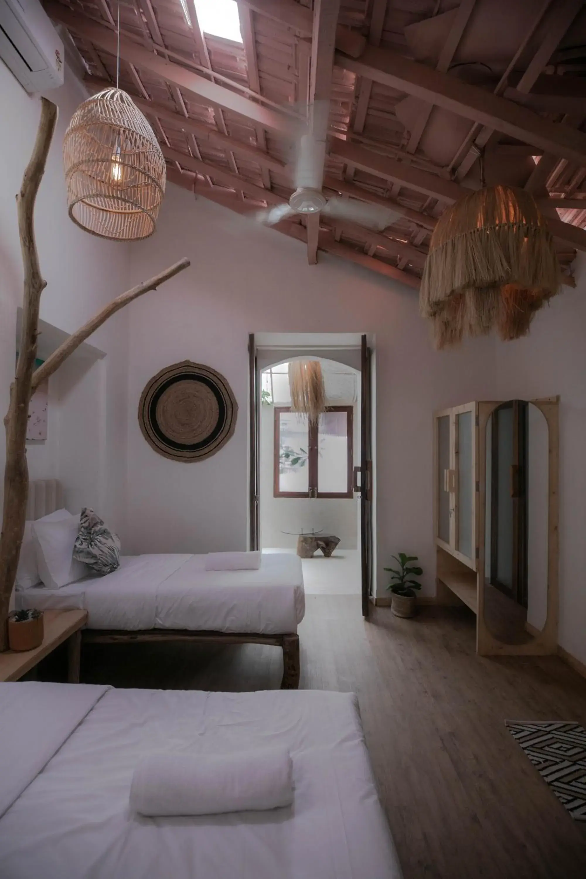 Bed in Circle Bed in Circle