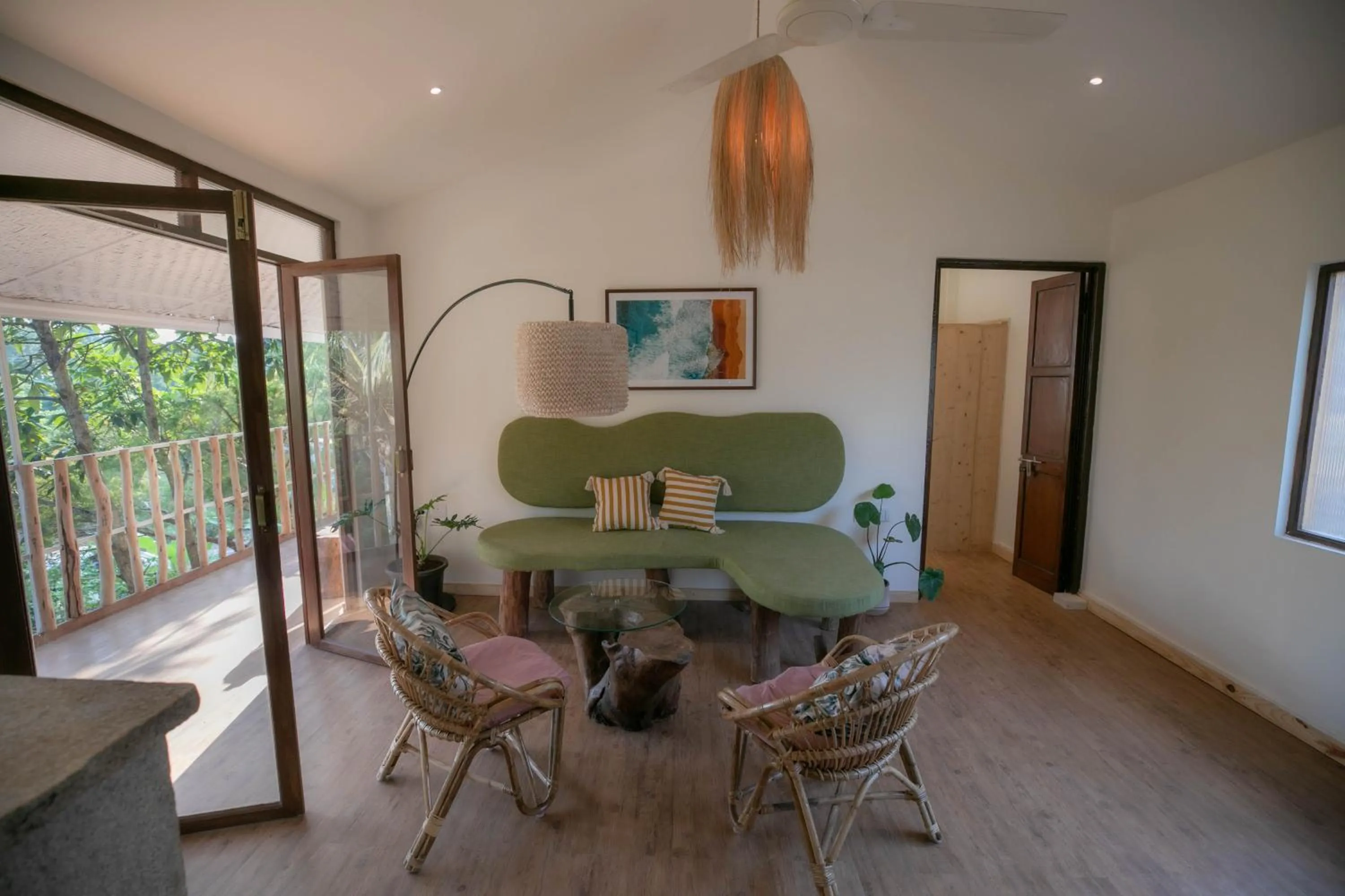 Living room in Circle