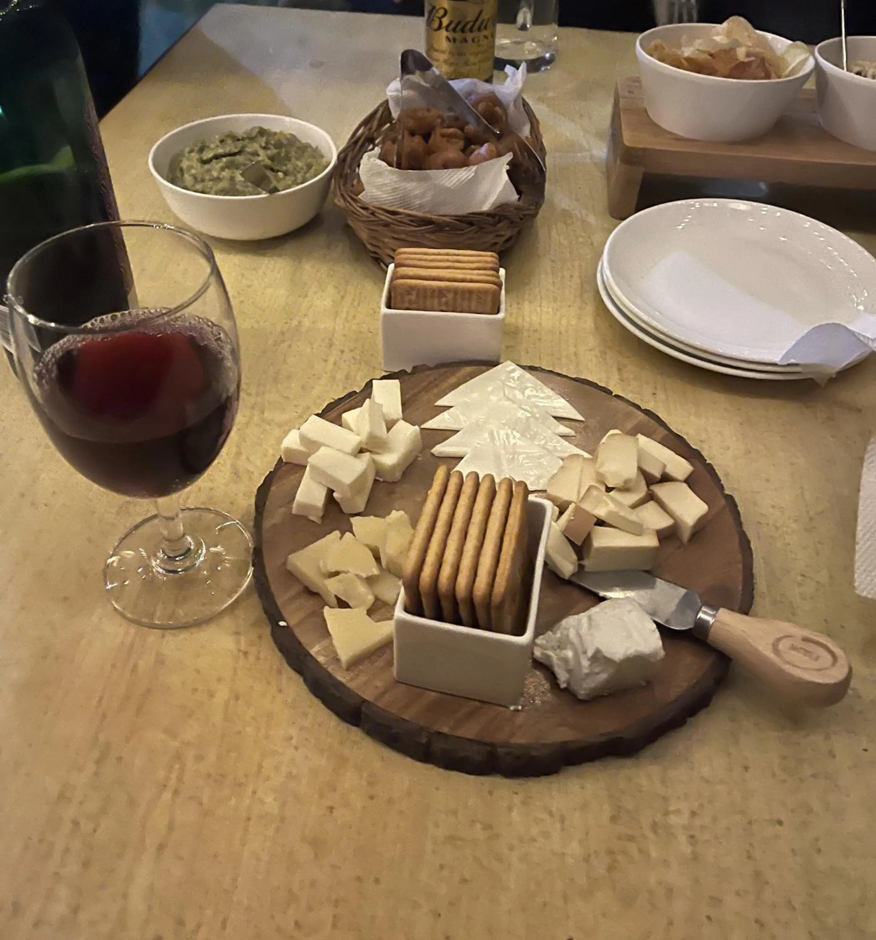 Restaurant/places to eat in The Nettle and Fern Farmstay