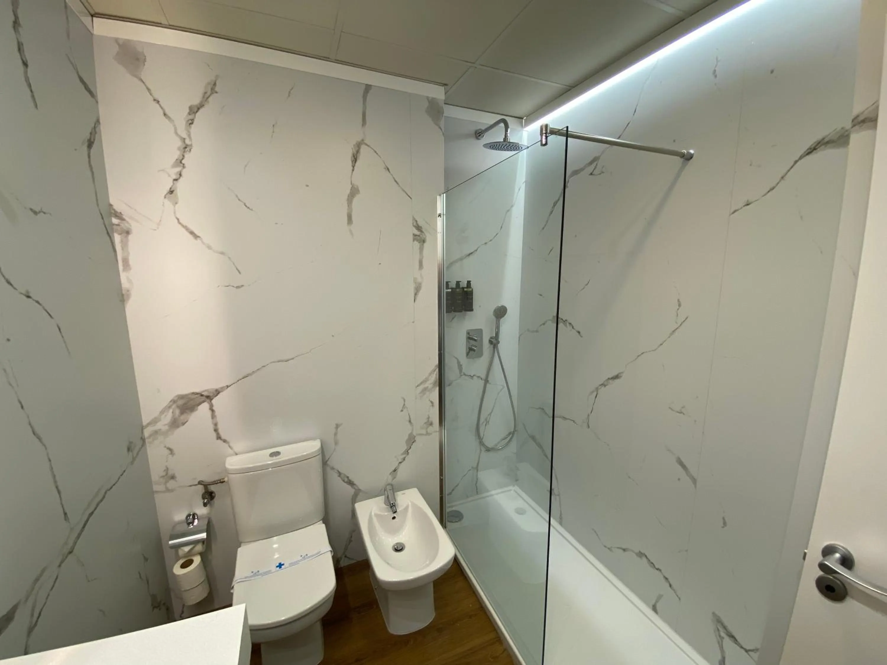 Shower in Hotel Boutique Atrio