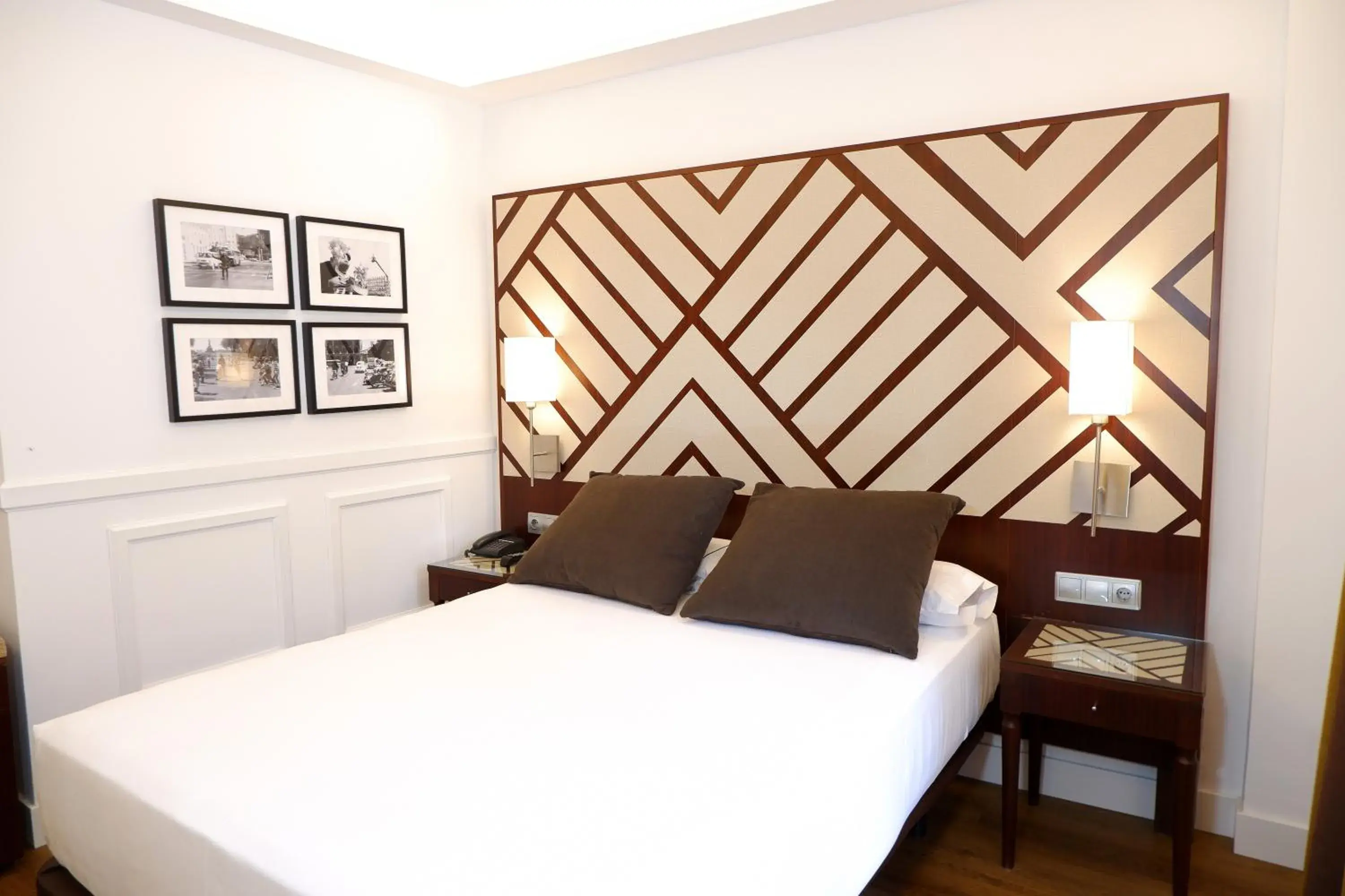 Superior Double Room (1-2 Adults) - single occupancy in Hotel Boutique Atrio Superior Double Room (1-2 Adults) - single occupancy in Hotel Boutique Atrio
