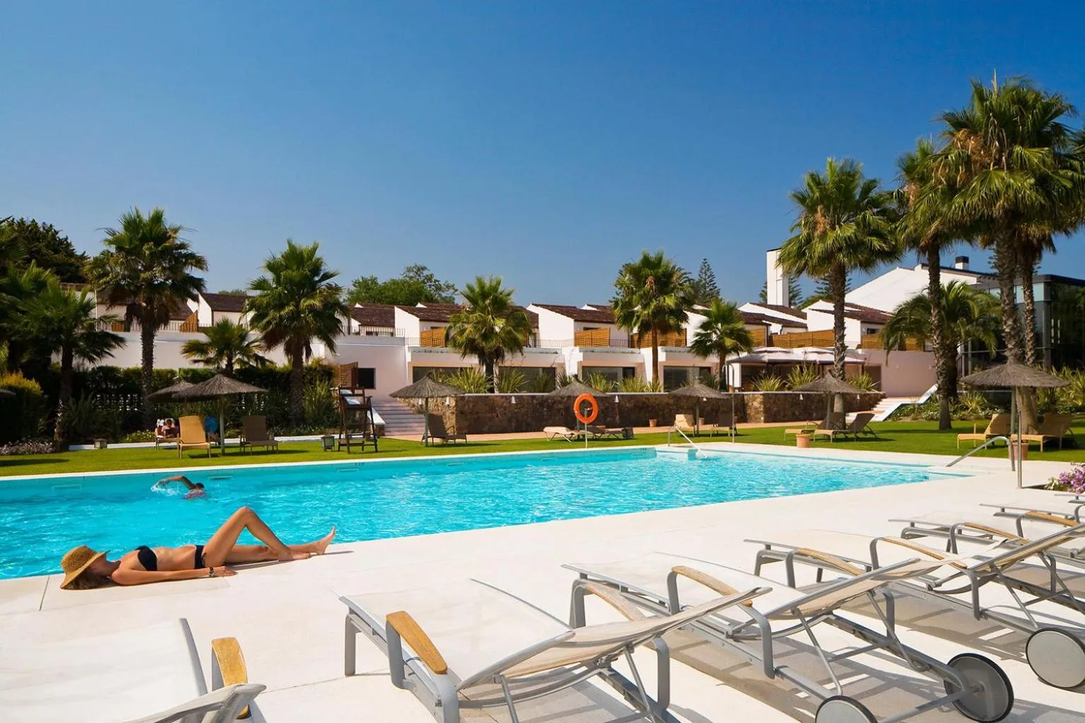 Swimming pool in Hotel Encinar de Sotogrande