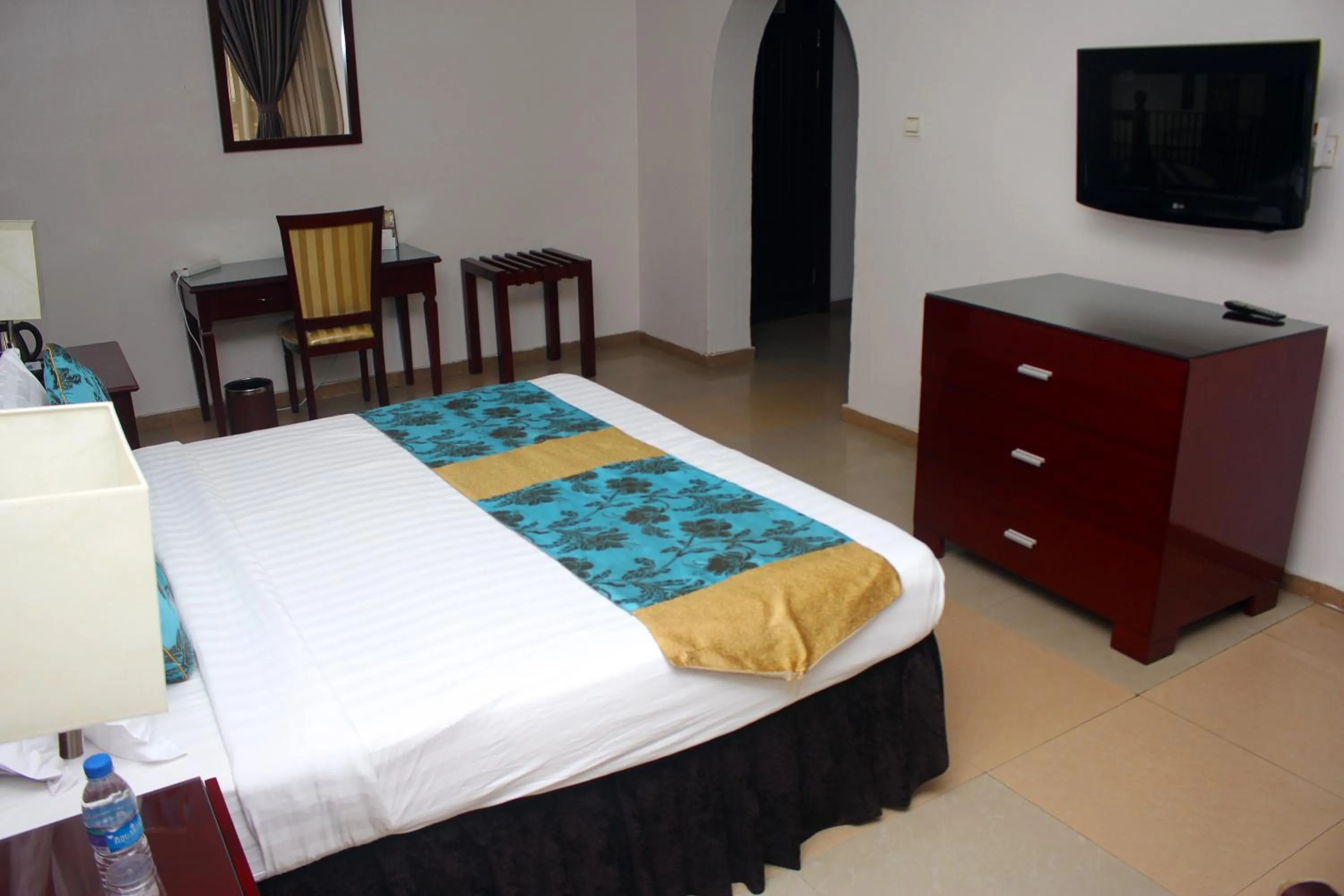 Photo of the whole room, Bed in De Rembrandt Hotels and Suites