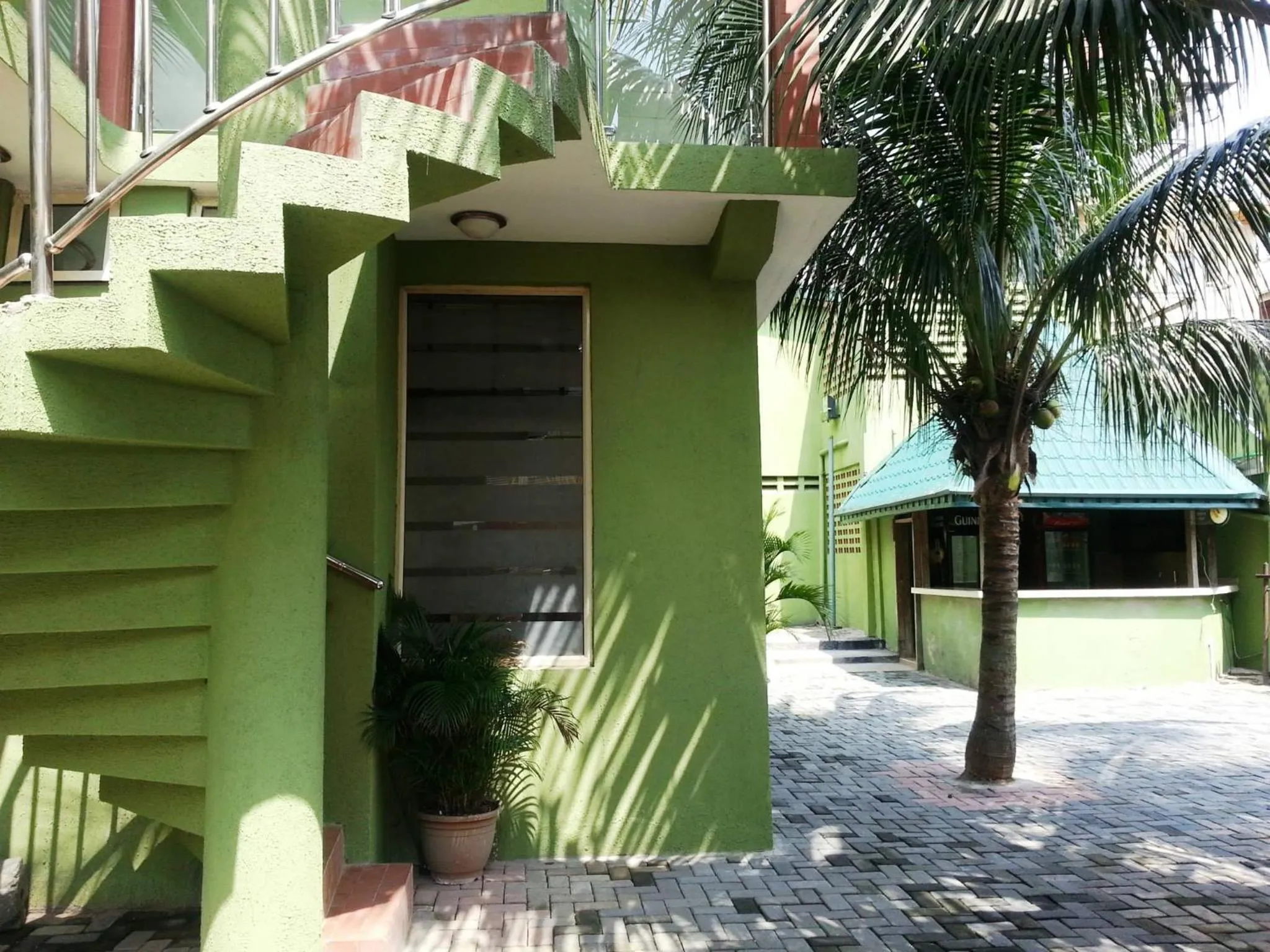 Property building in De Rembrandt Hotels and Suites