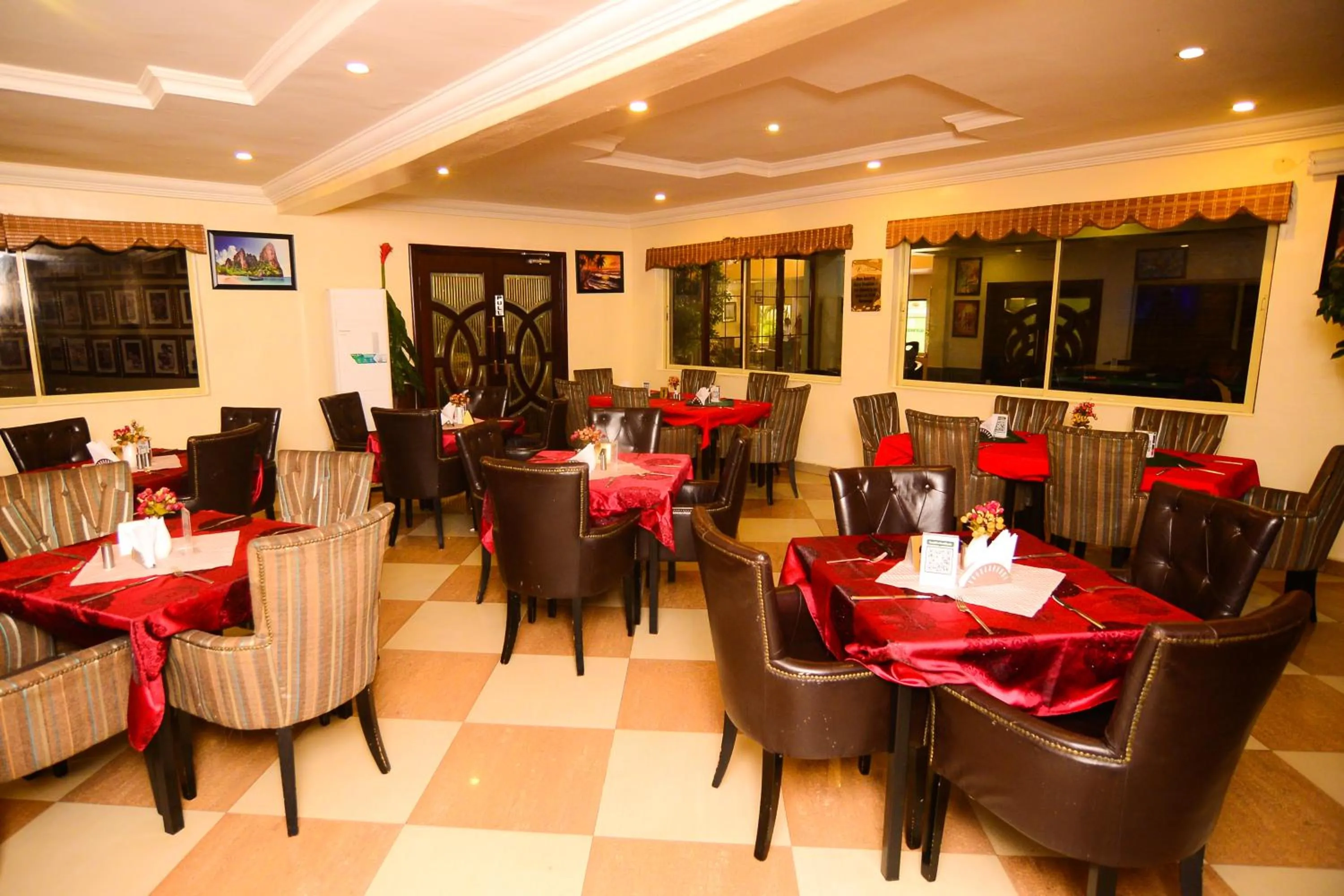 Restaurant/places to eat in De Rembrandt Hotels and Suites