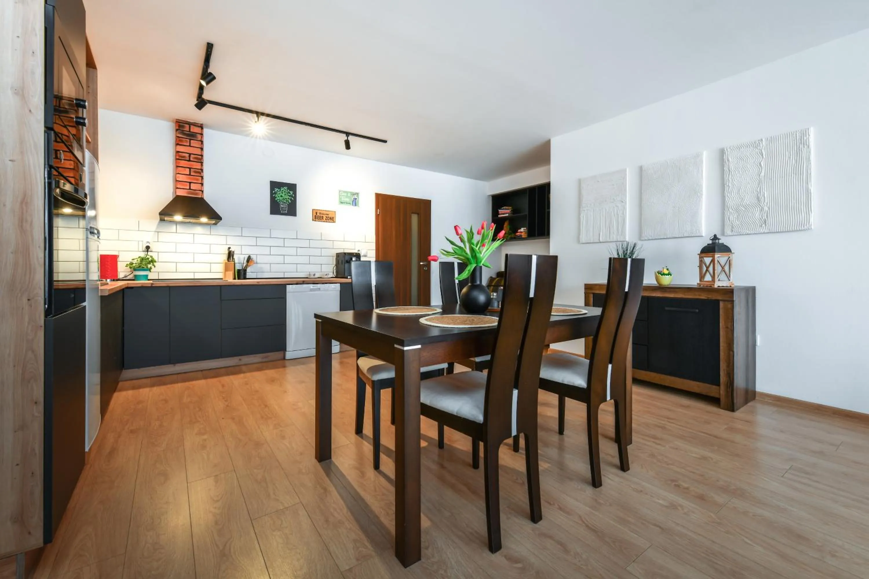 Kitchen or kitchenette in Central Apartments