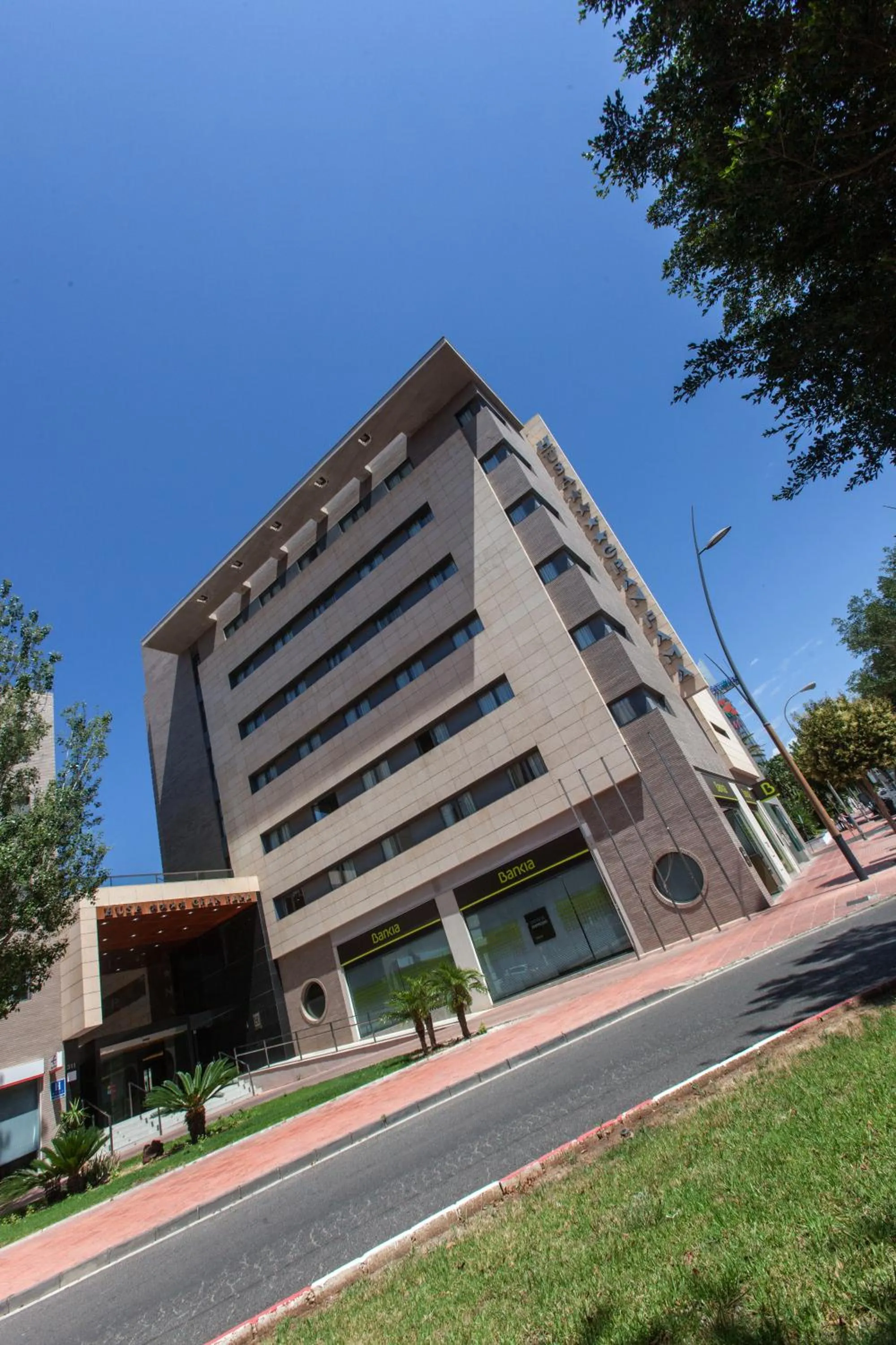 Facade/entrance in Sercotel Gran Fama