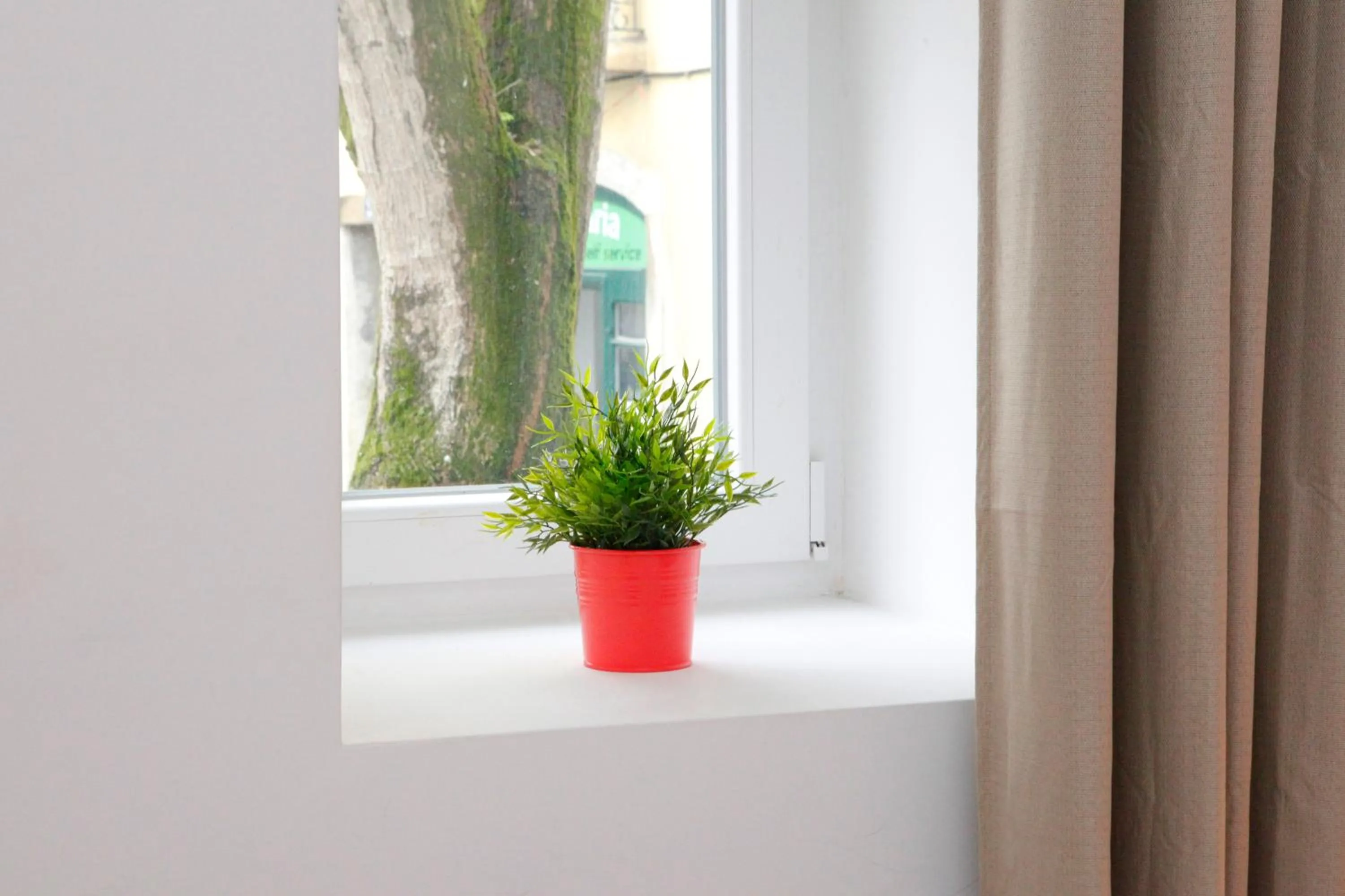 Decorative detail in Alfama Yellow House