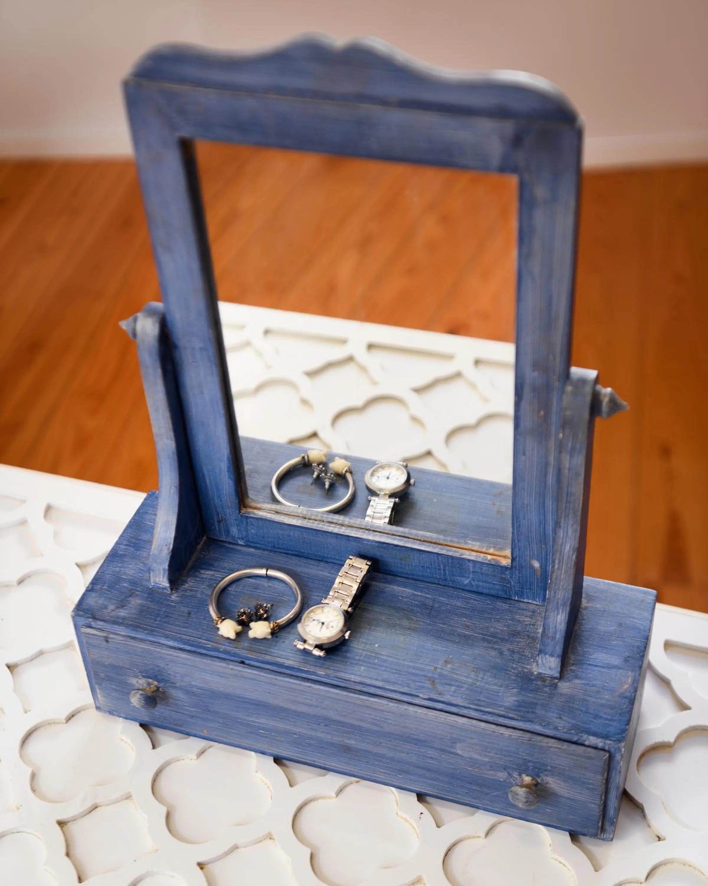 Decorative detail in Alfama Yellow House