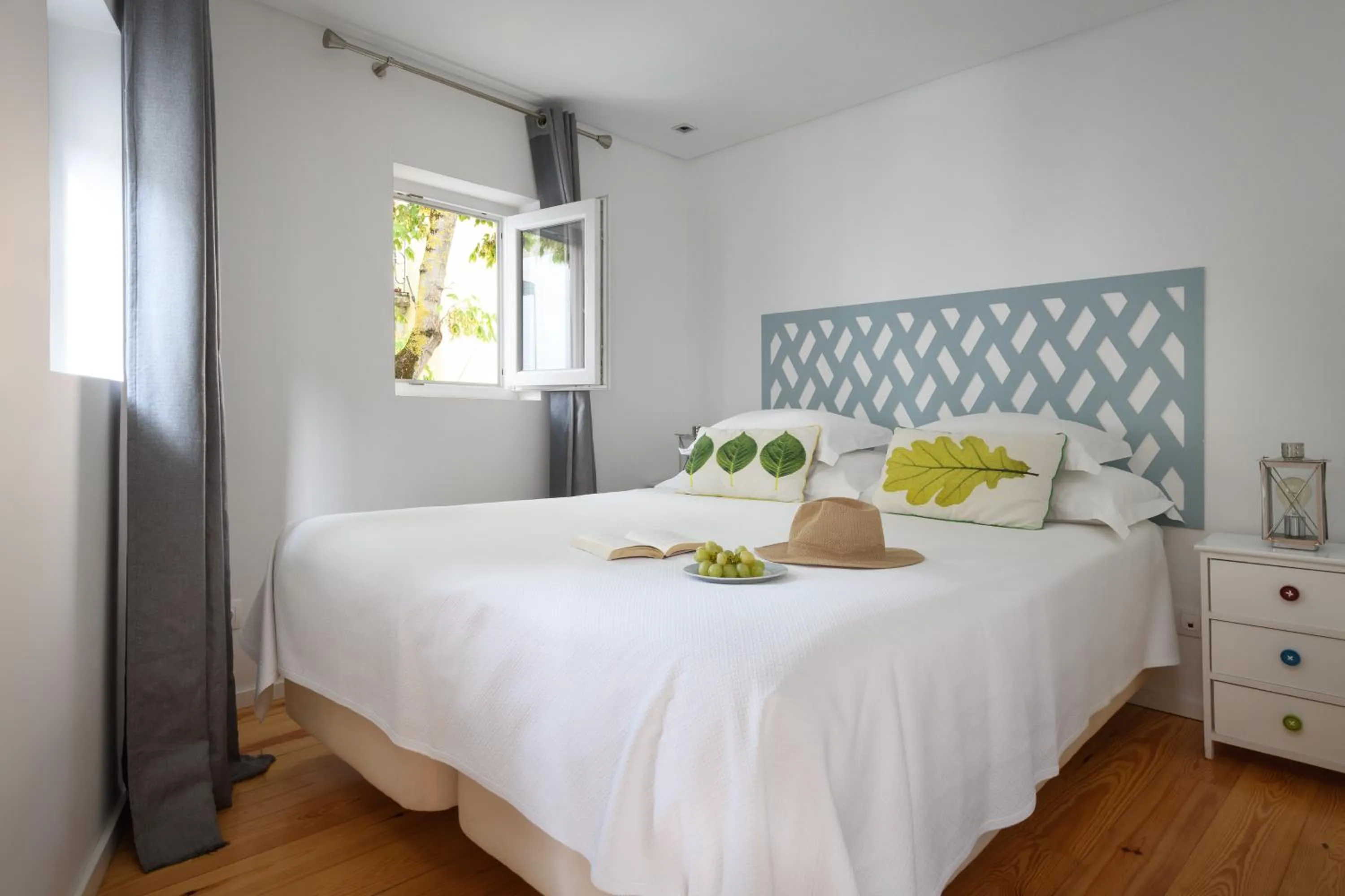 Bedroom, Bed in Alfama Yellow House