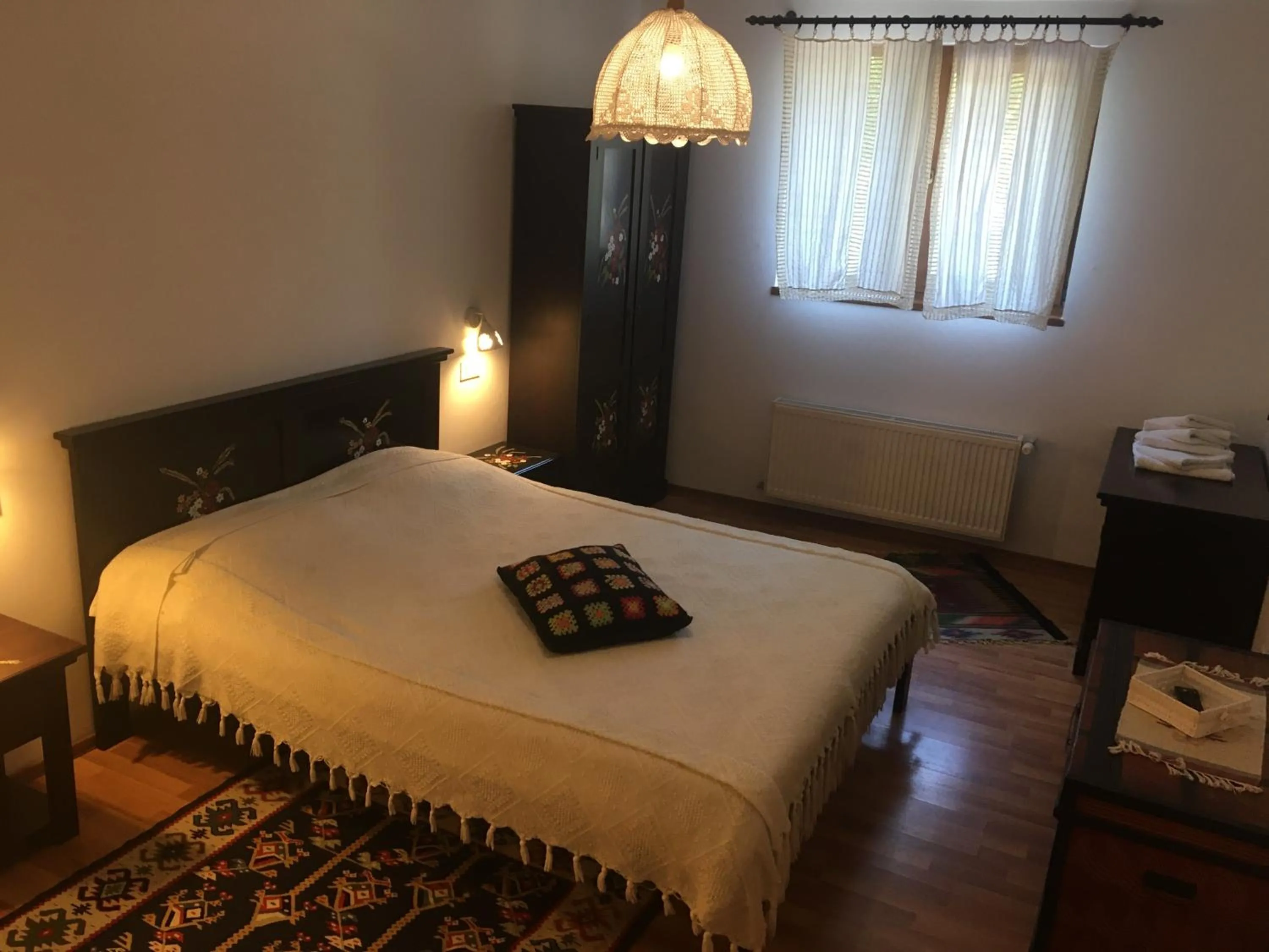 Bed in Pensiunea Ambiance