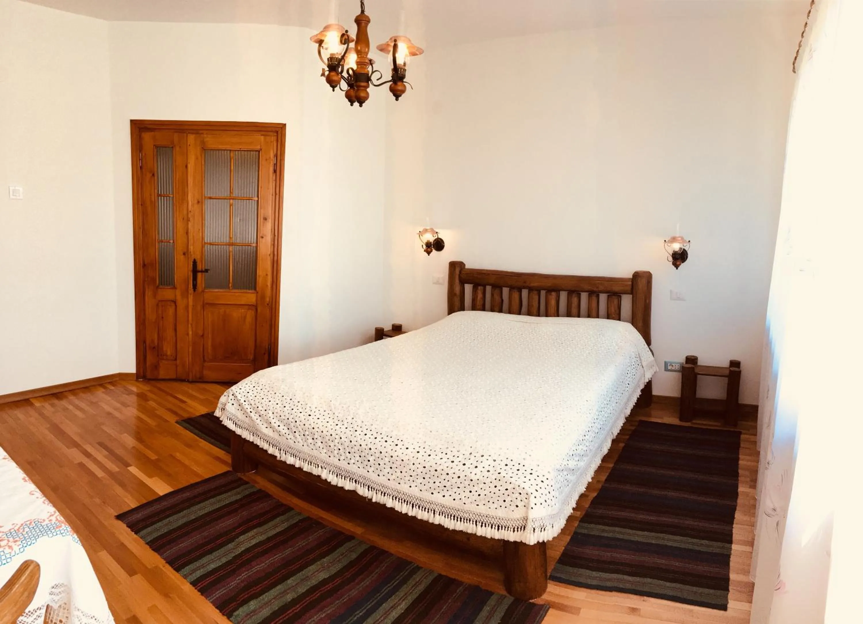Bed in Pensiunea Ambiance