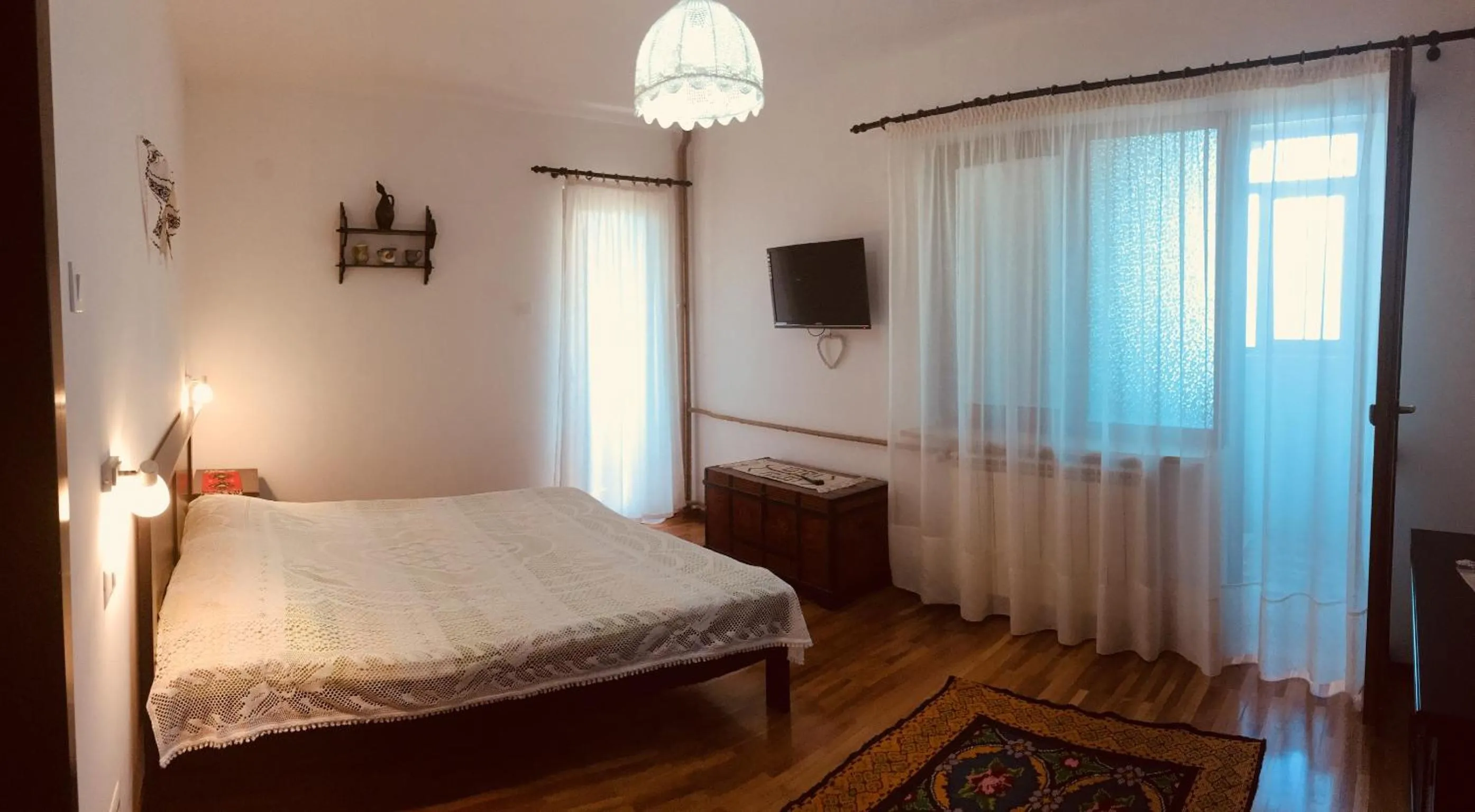 Bed in Pensiunea Ambiance