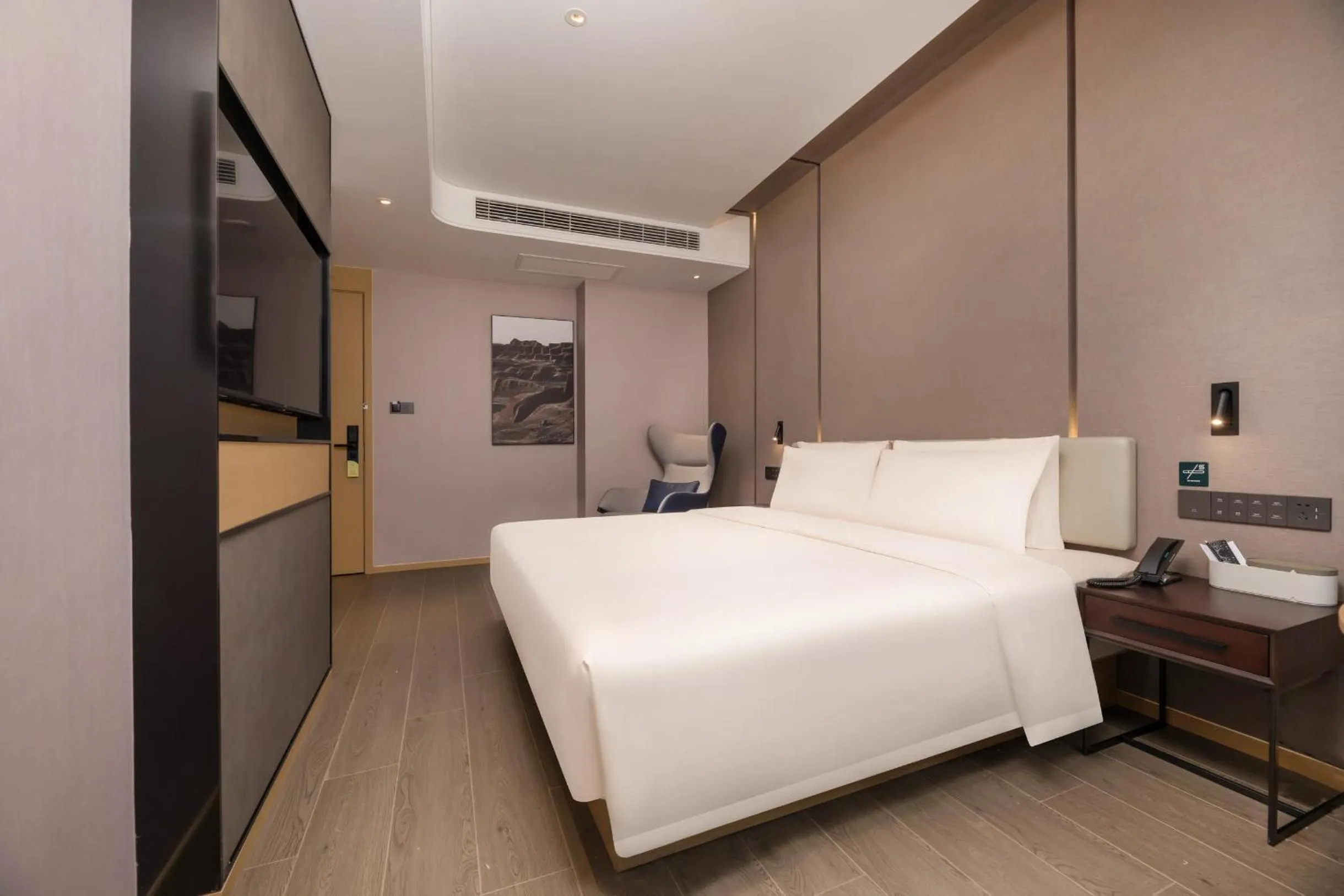 Bed in Atour Hotel Nantong Jinsha