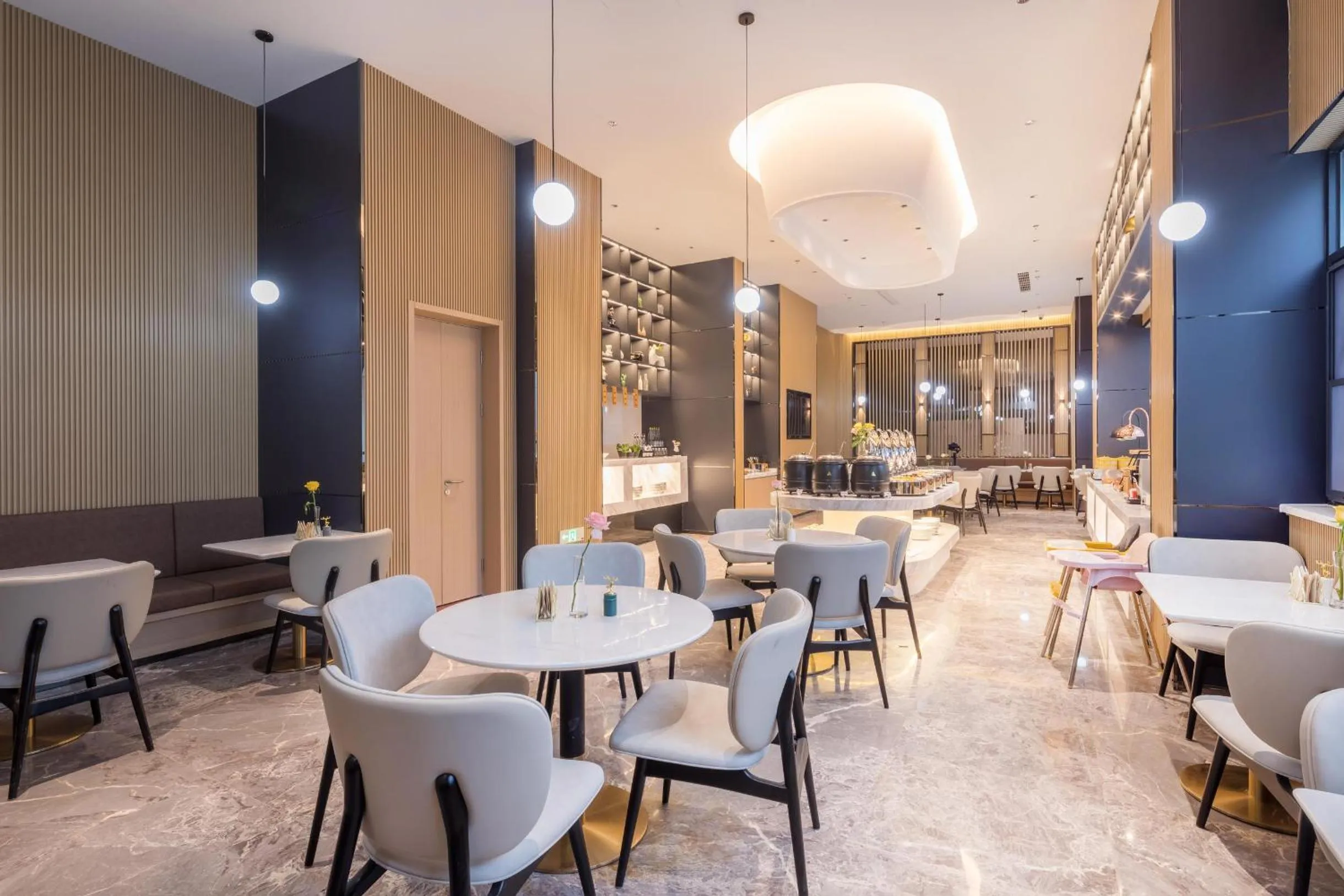 Atour Hotel Nantong Jinsha