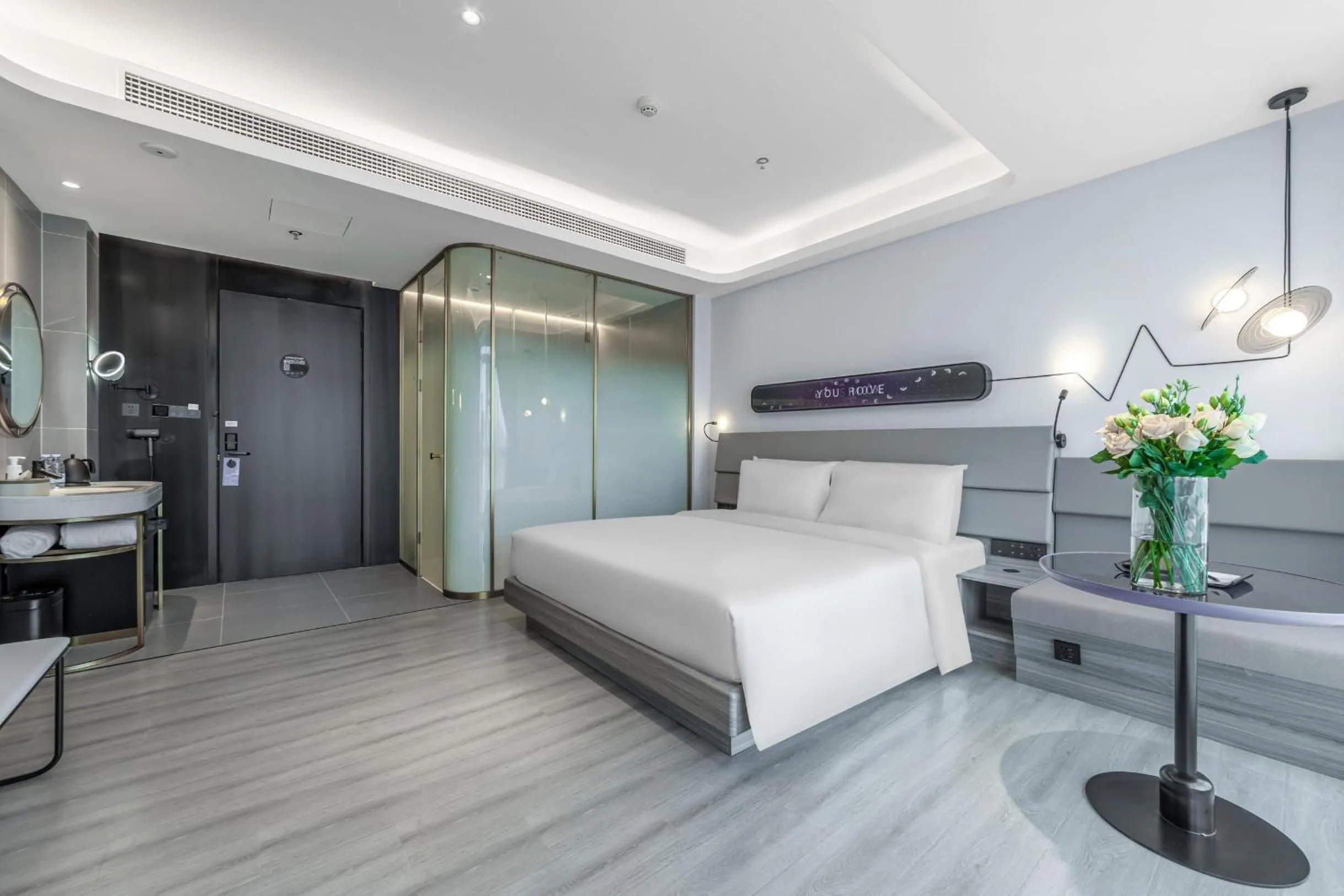 Bed in Atour X Hotel Yangzhou East Station Li Ning Sports Park