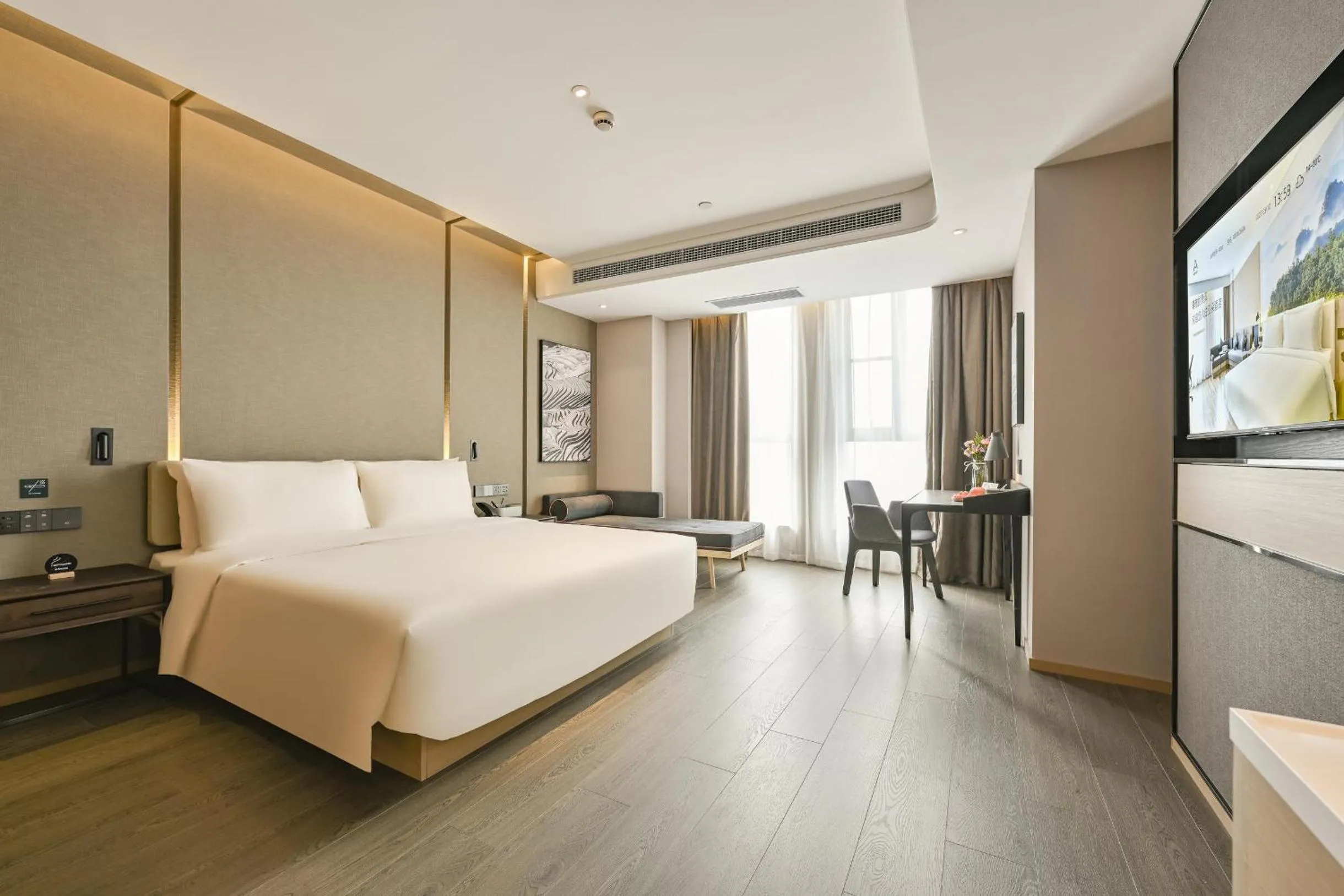 Photo of the whole room, Bed in Atour Hotel Shanghai Songjiang Sports Center Free laundry service