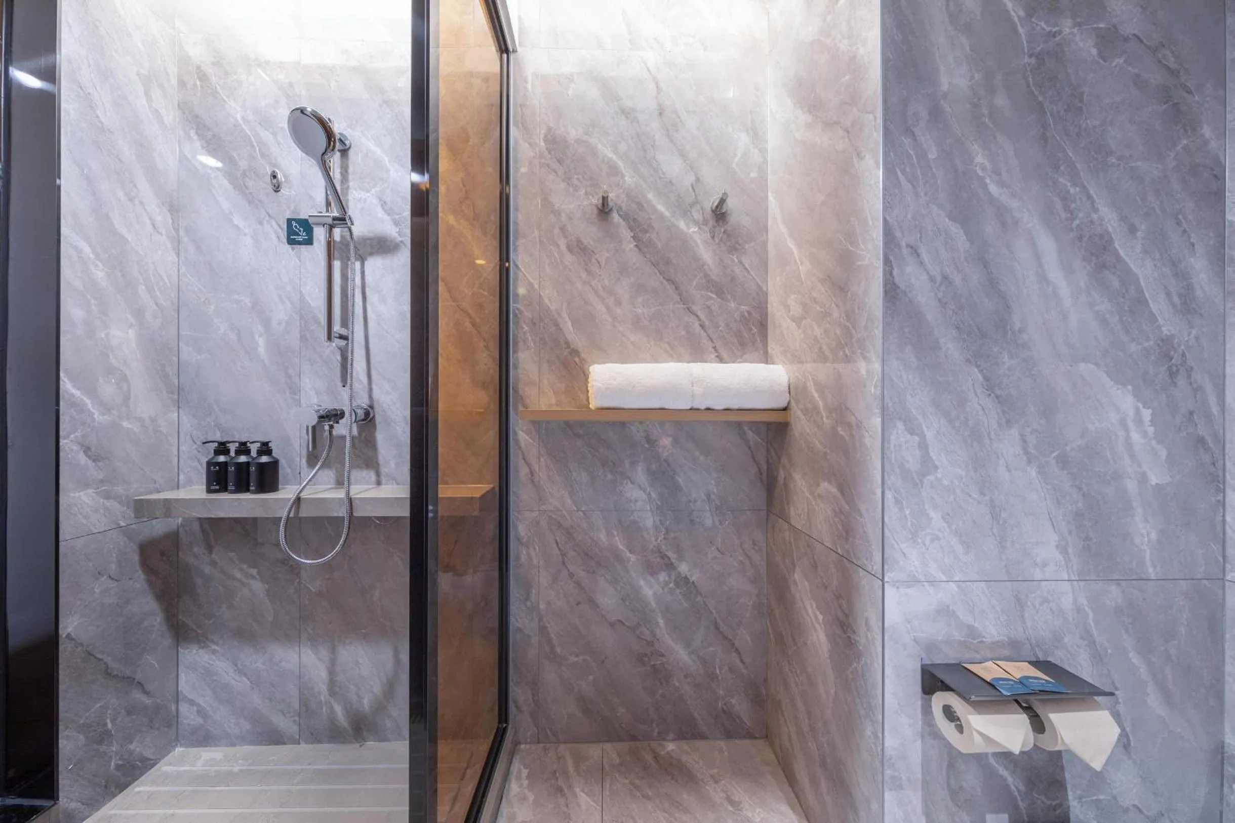 Atour Hotel Xiaolan Zhongshan