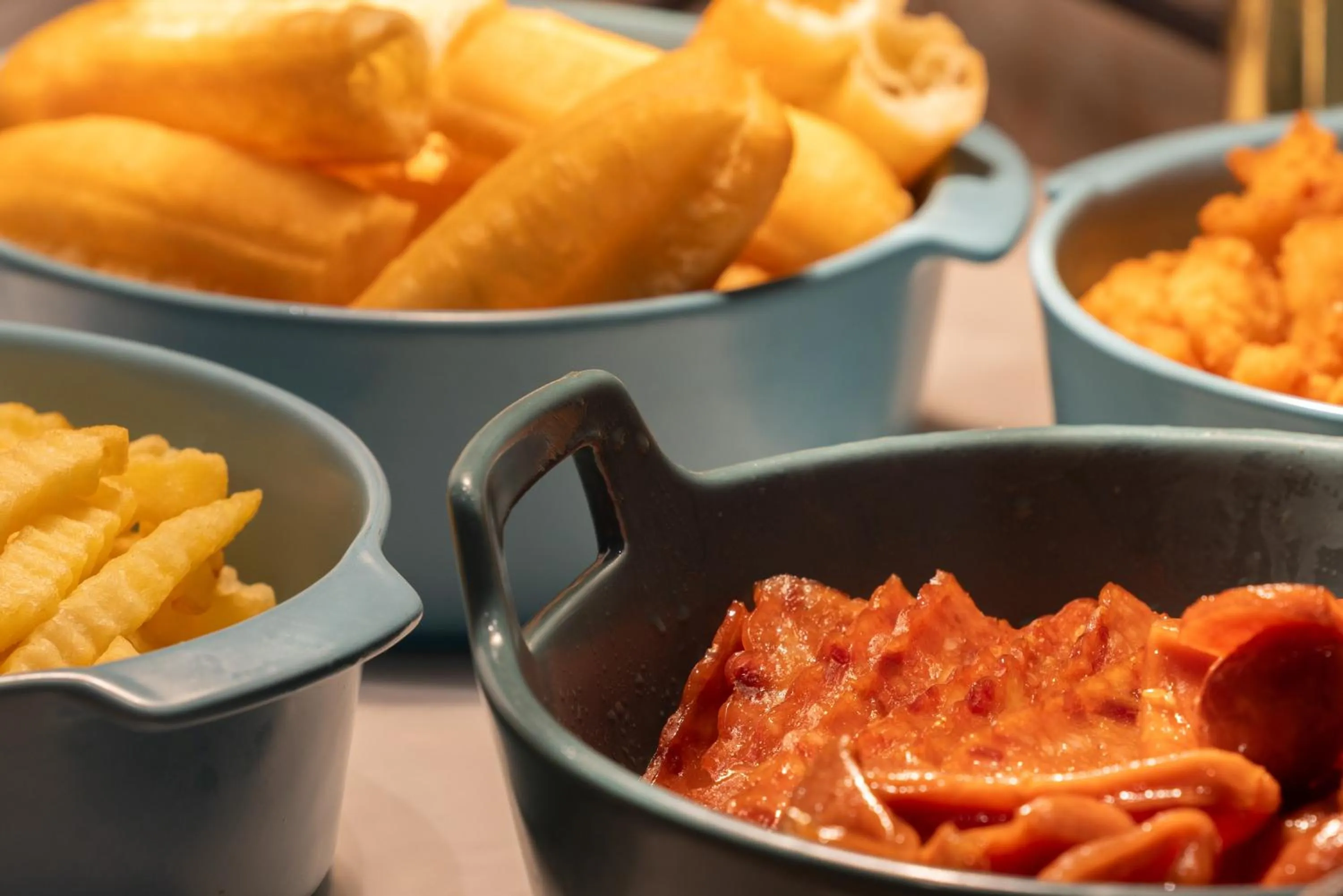 Atour X Hotel Shenzhen Luohu Dongmen Pedestrian Street