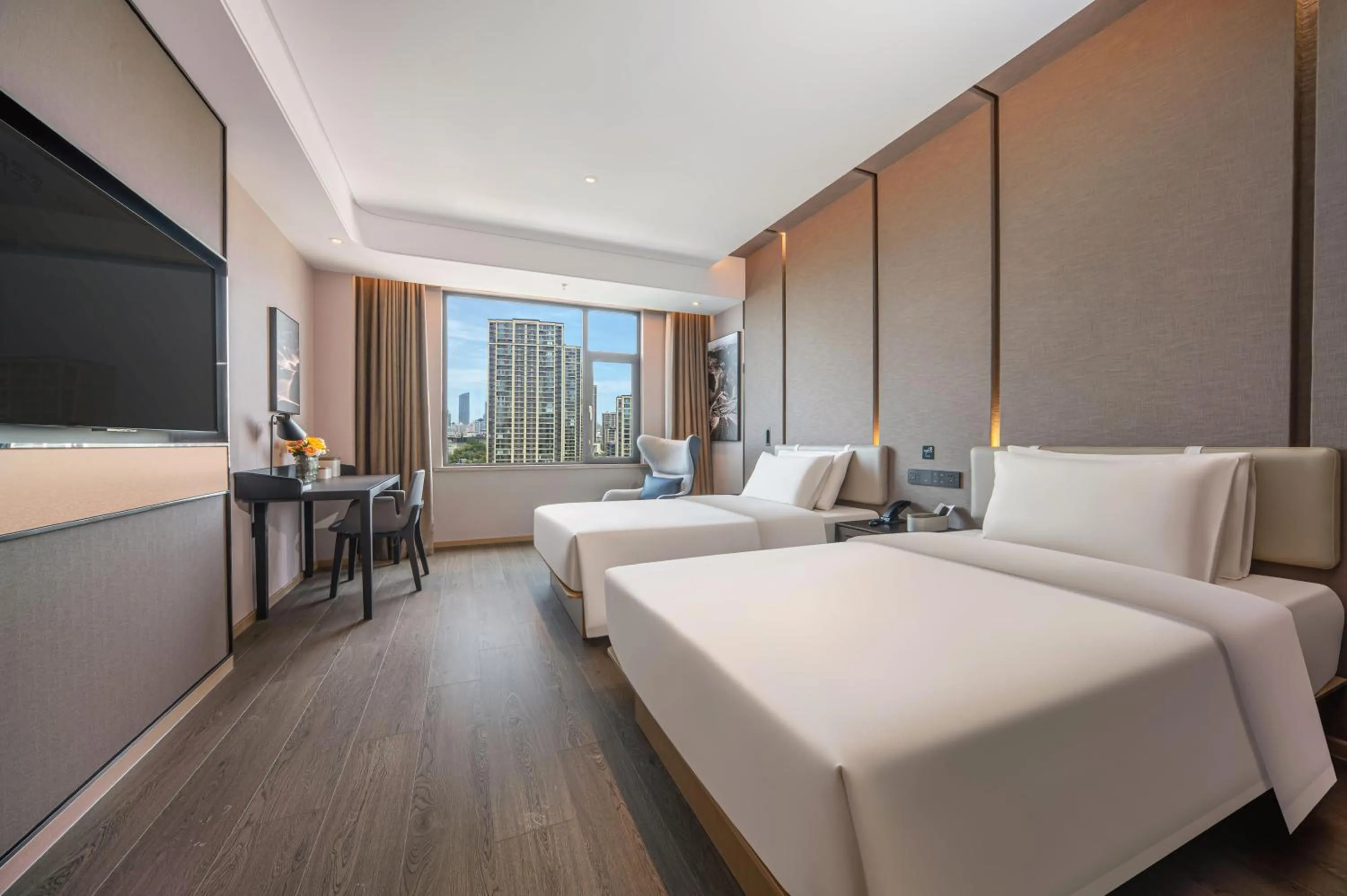 Photo of the whole room, Bed in Atour Hotel Wuxi New District Nanchan Temple Scenic Area