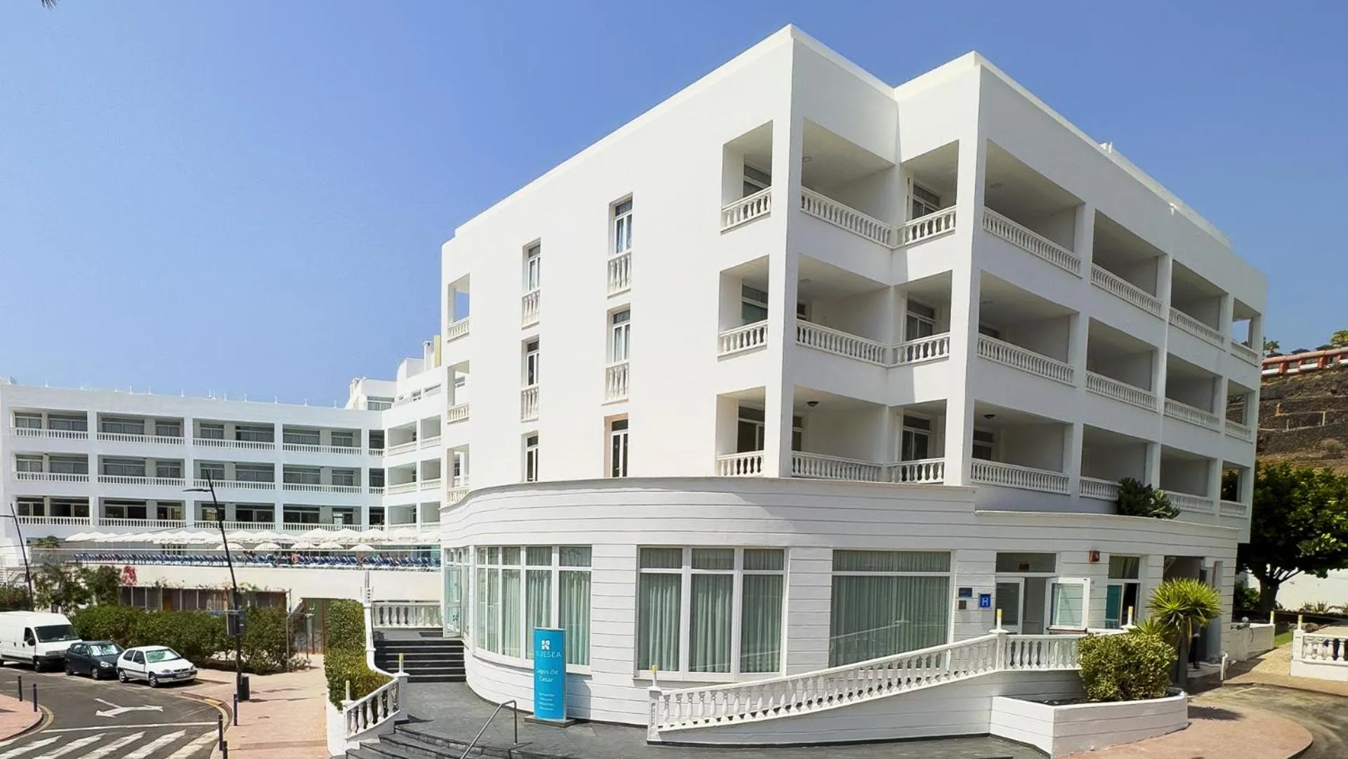 Property building in BLUESEA Lagos de Cesar