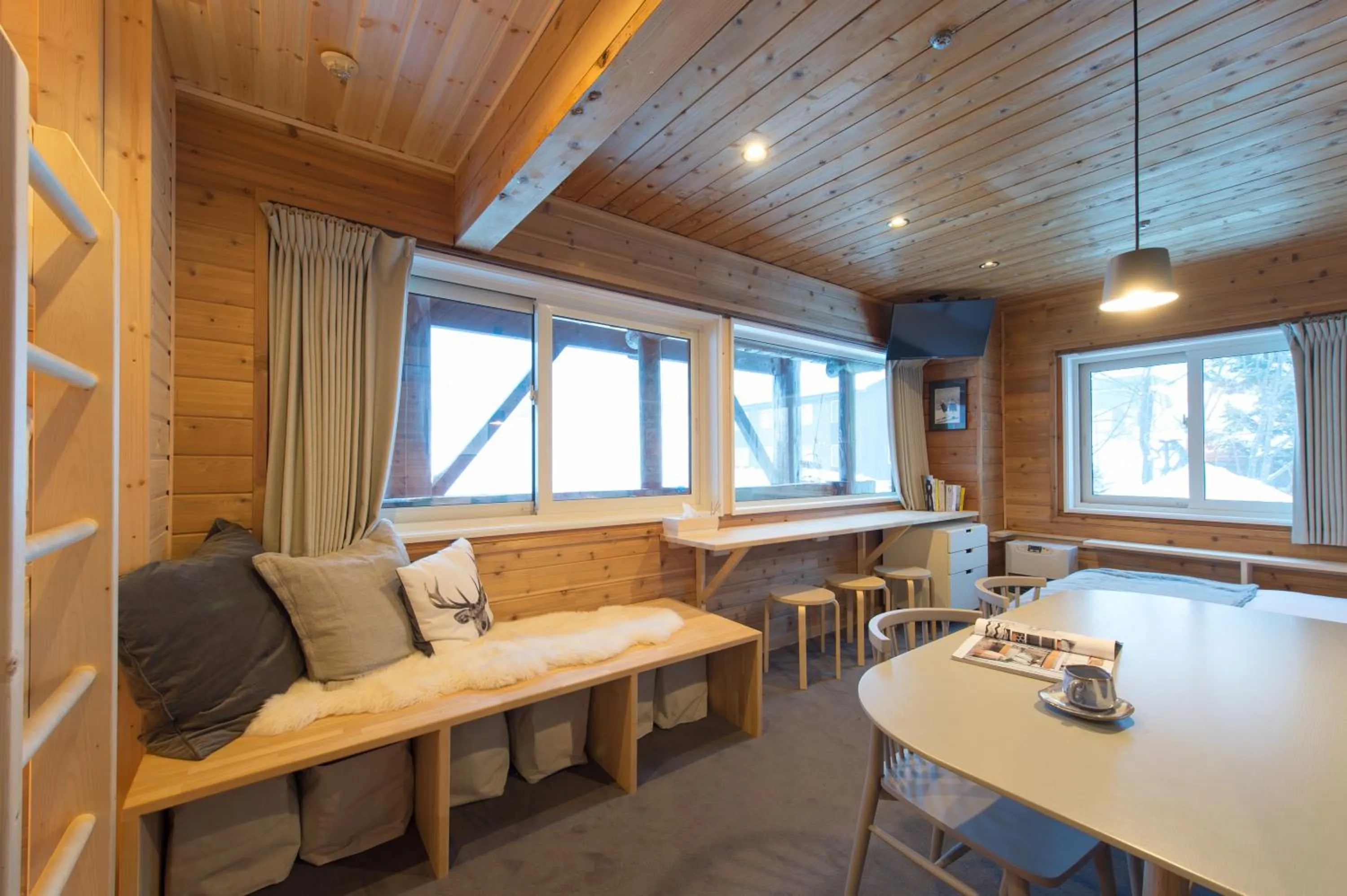 Photo of the whole room in Moiwa Lodge