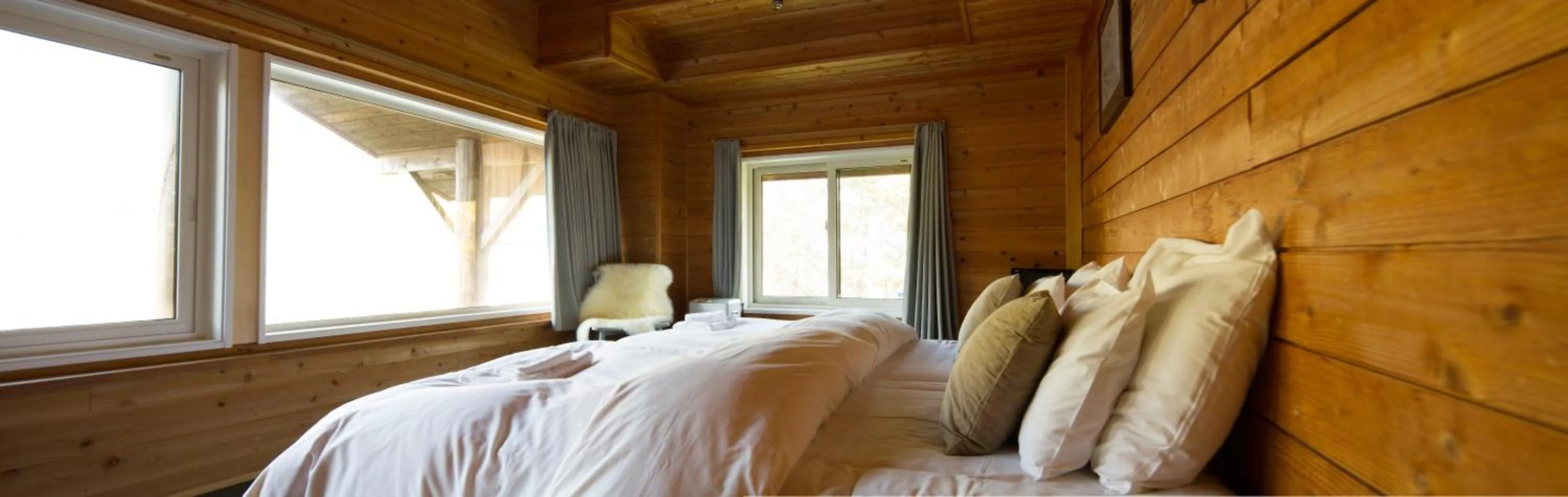 Bed in Moiwa Lodge