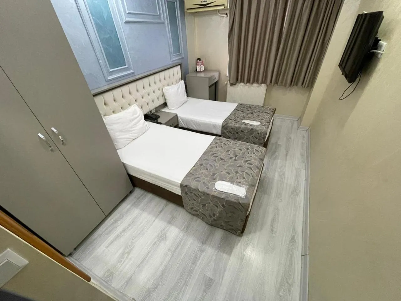 Photo of the whole room, Bed in Grand Kybele Hotel