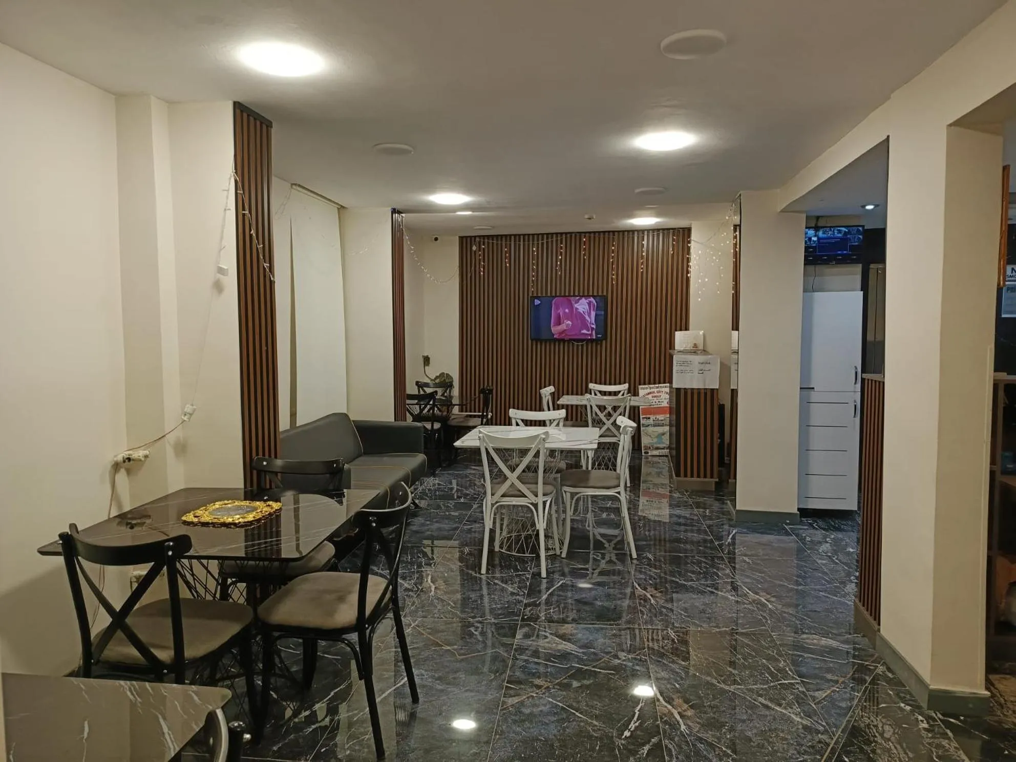 Restaurant/places to eat in Grand Kybele Hotel