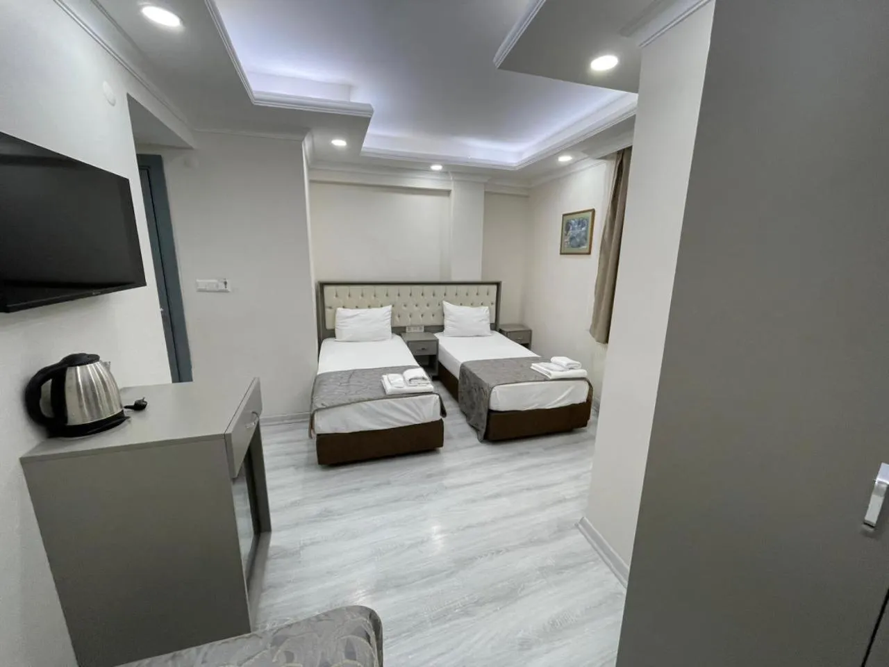 Photo of the whole room, Bed in Grand Kybele Hotel