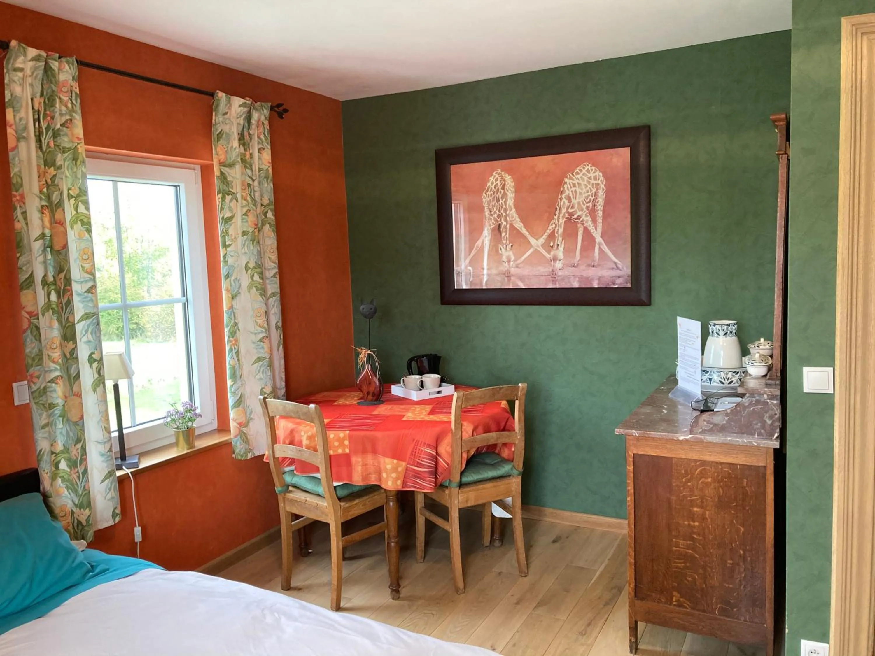 Coffee/tea facilities, Bed in Le Papillon d'Or