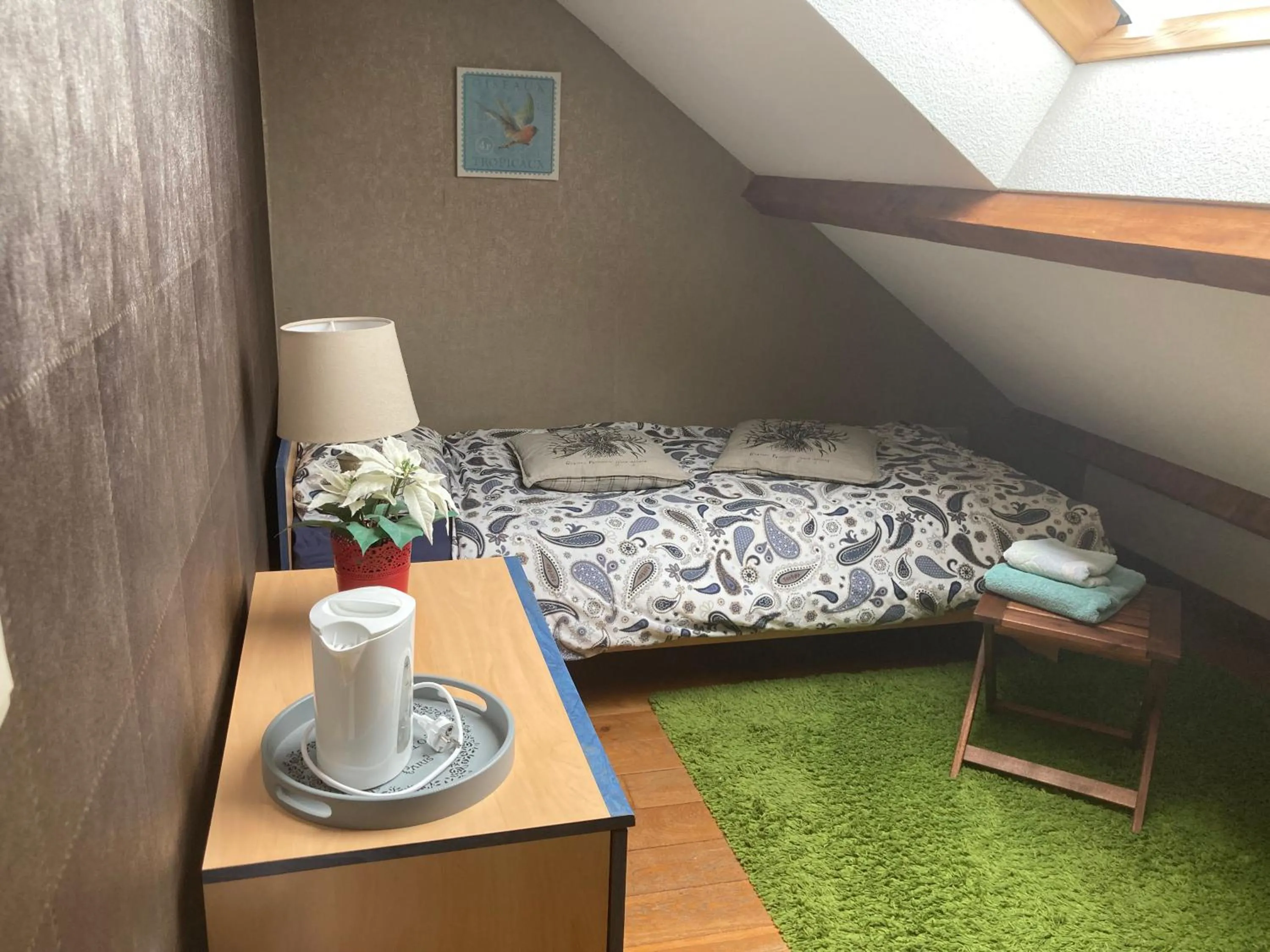 Coffee/tea facilities, Bed in Le Papillon d'Or
