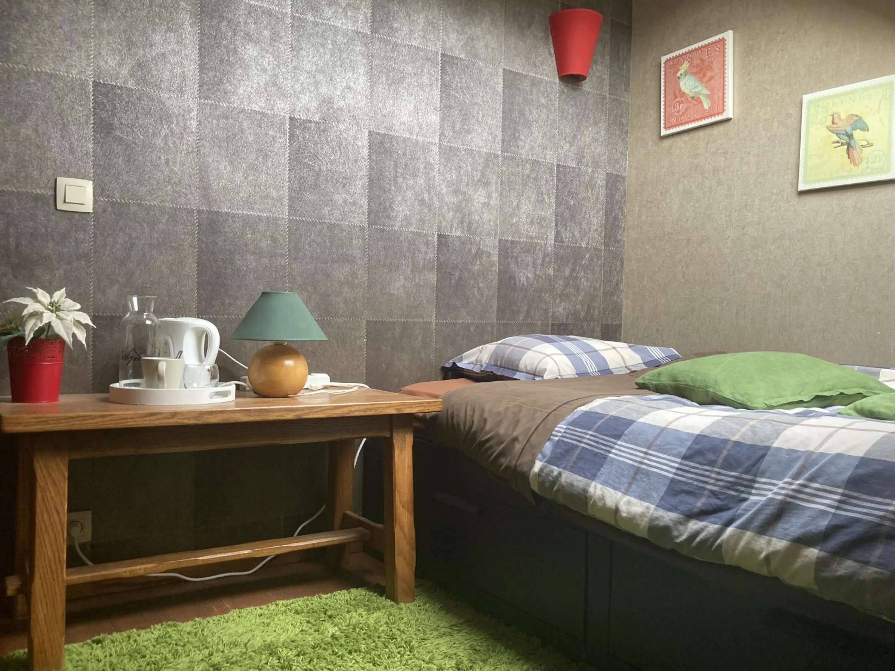Toilet, Bed in Le Papillon d'Or