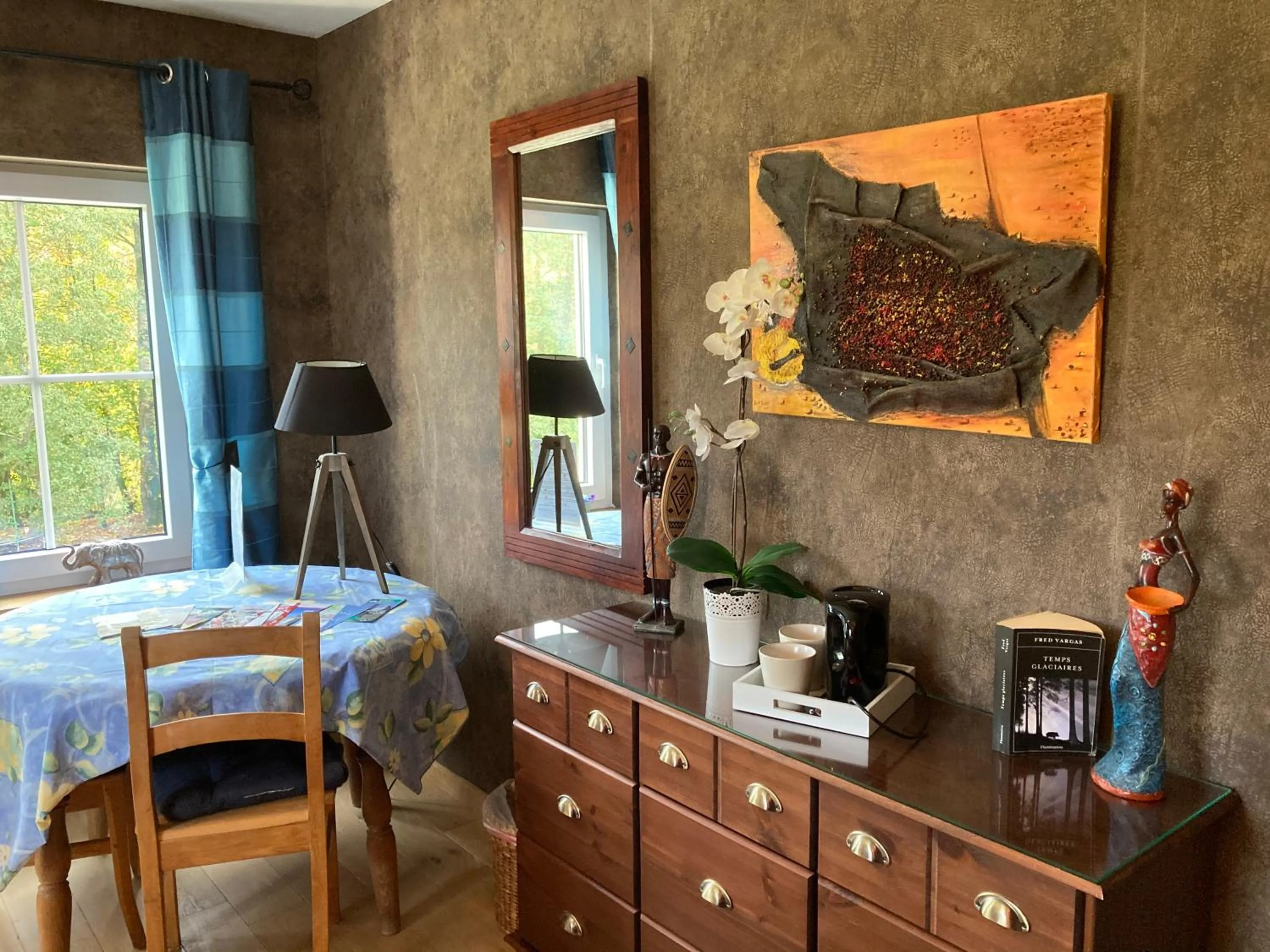 Coffee/tea facilities in Le Papillon d'Or