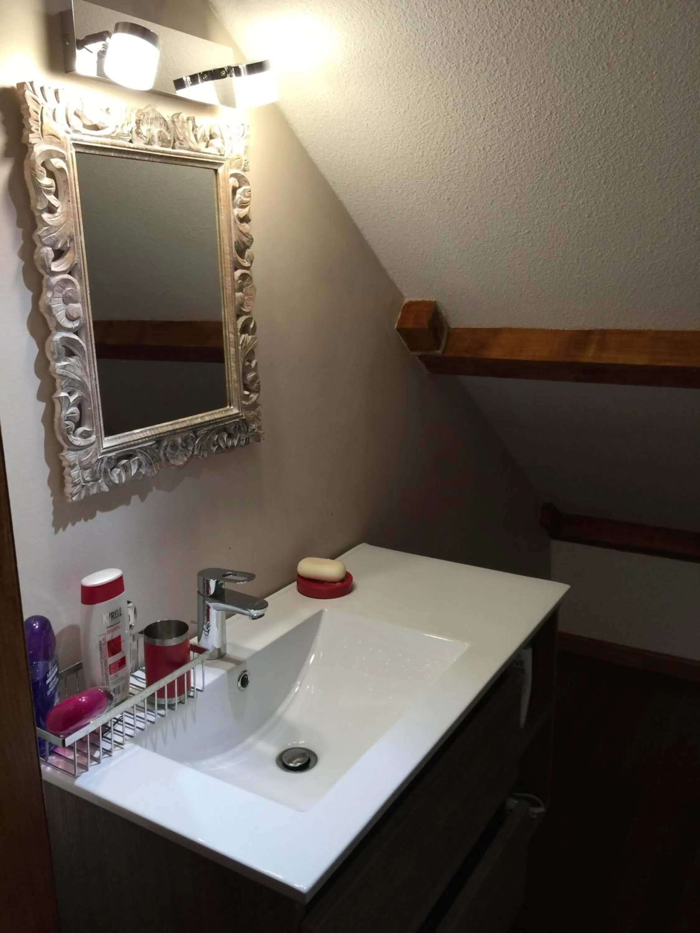 Bathroom in Le Papillon d'Or