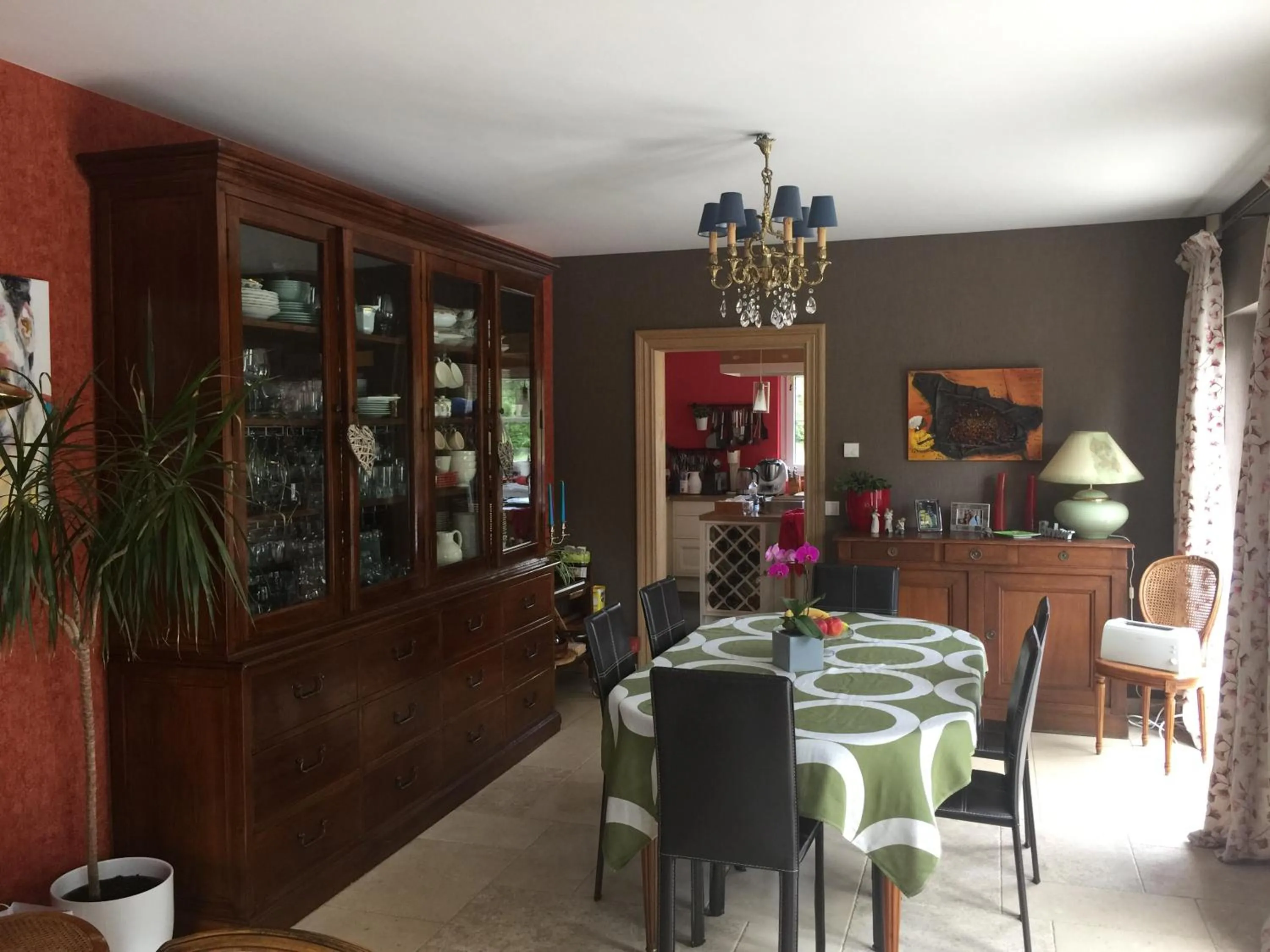 Dining area in Le Papillon d'Or