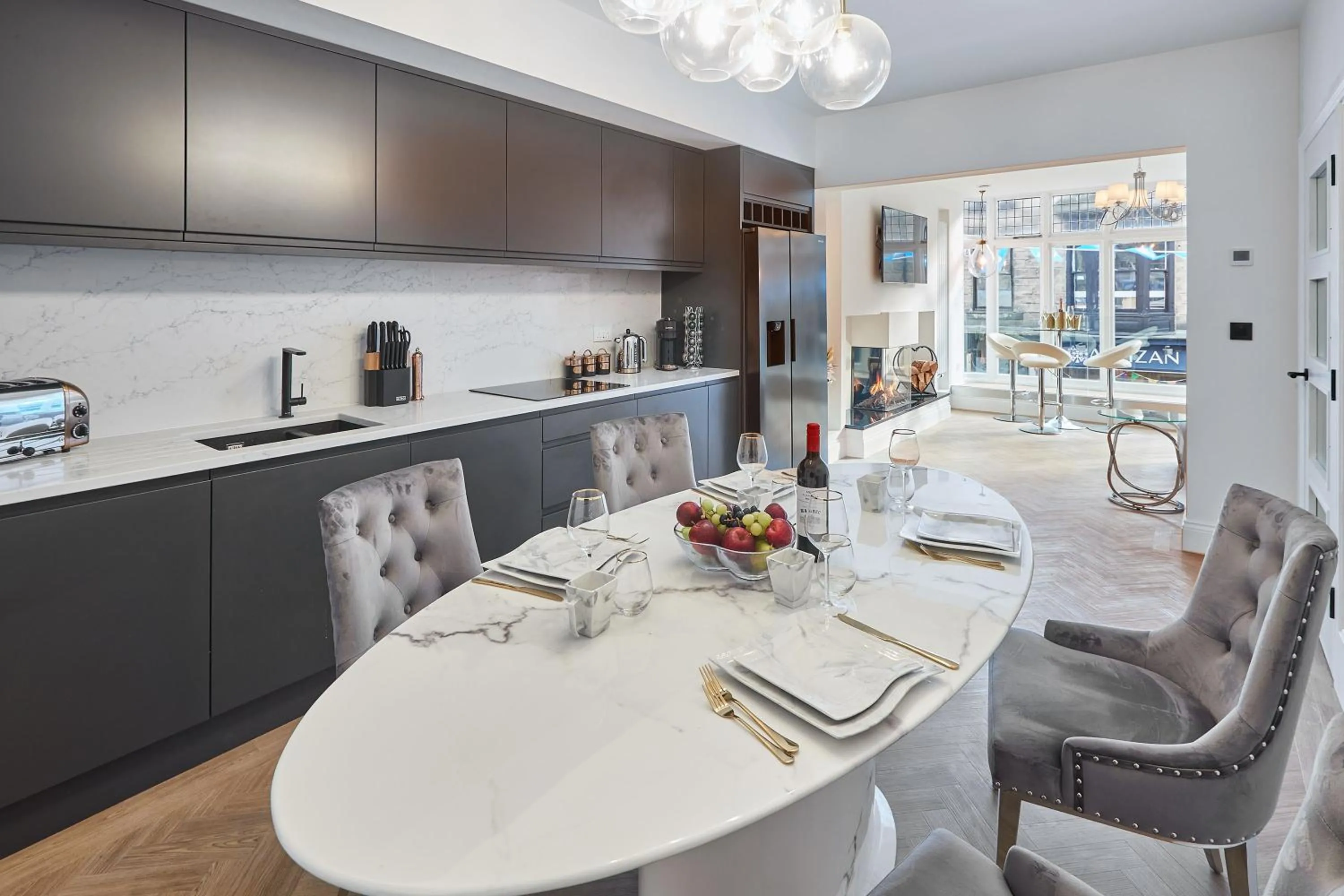 Host & Stay - Oxford House