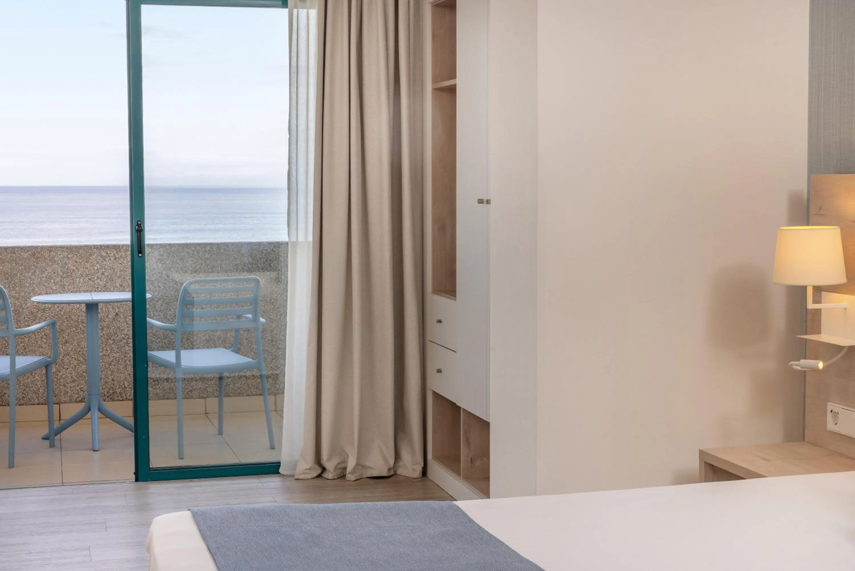Bedroom, Bed in Alua Tenerife