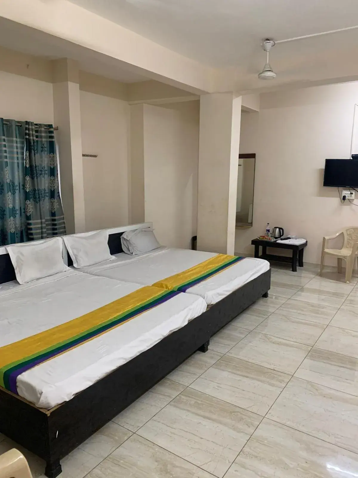 Bed in Hotel Meghmalhar Lodging Bed in Hotel Meghmalhar Lodging