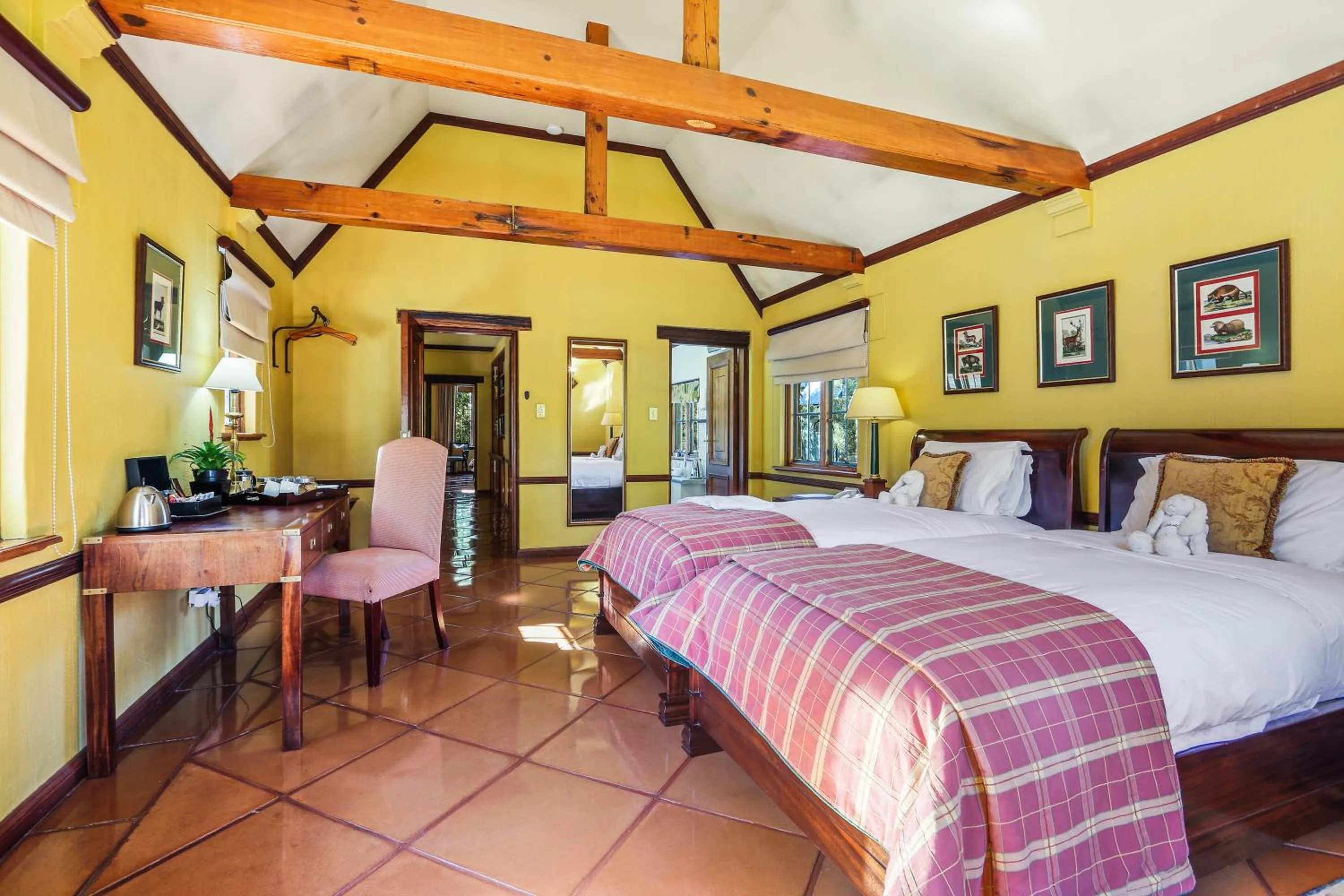 Standard Twin Room in De Hoek Country Hotel