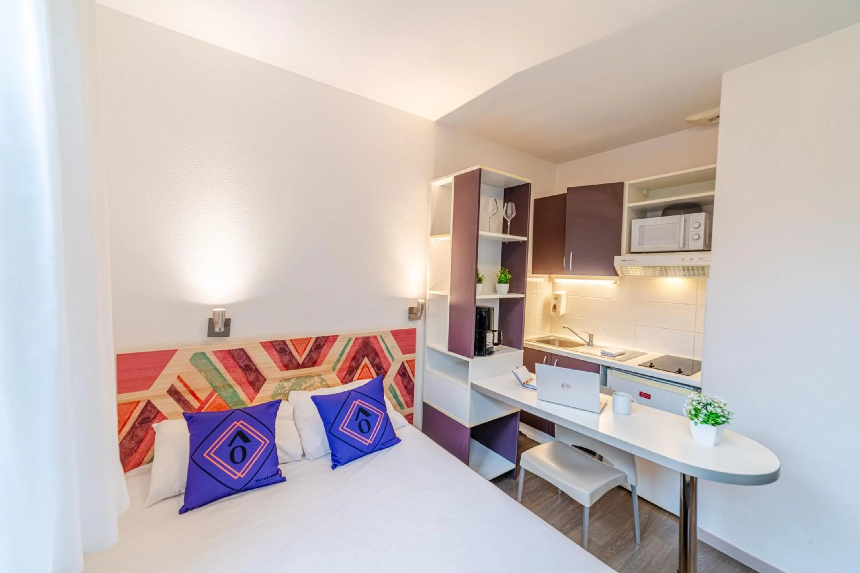 Bed in Montempô Appart'hôtel Lyon Viviani