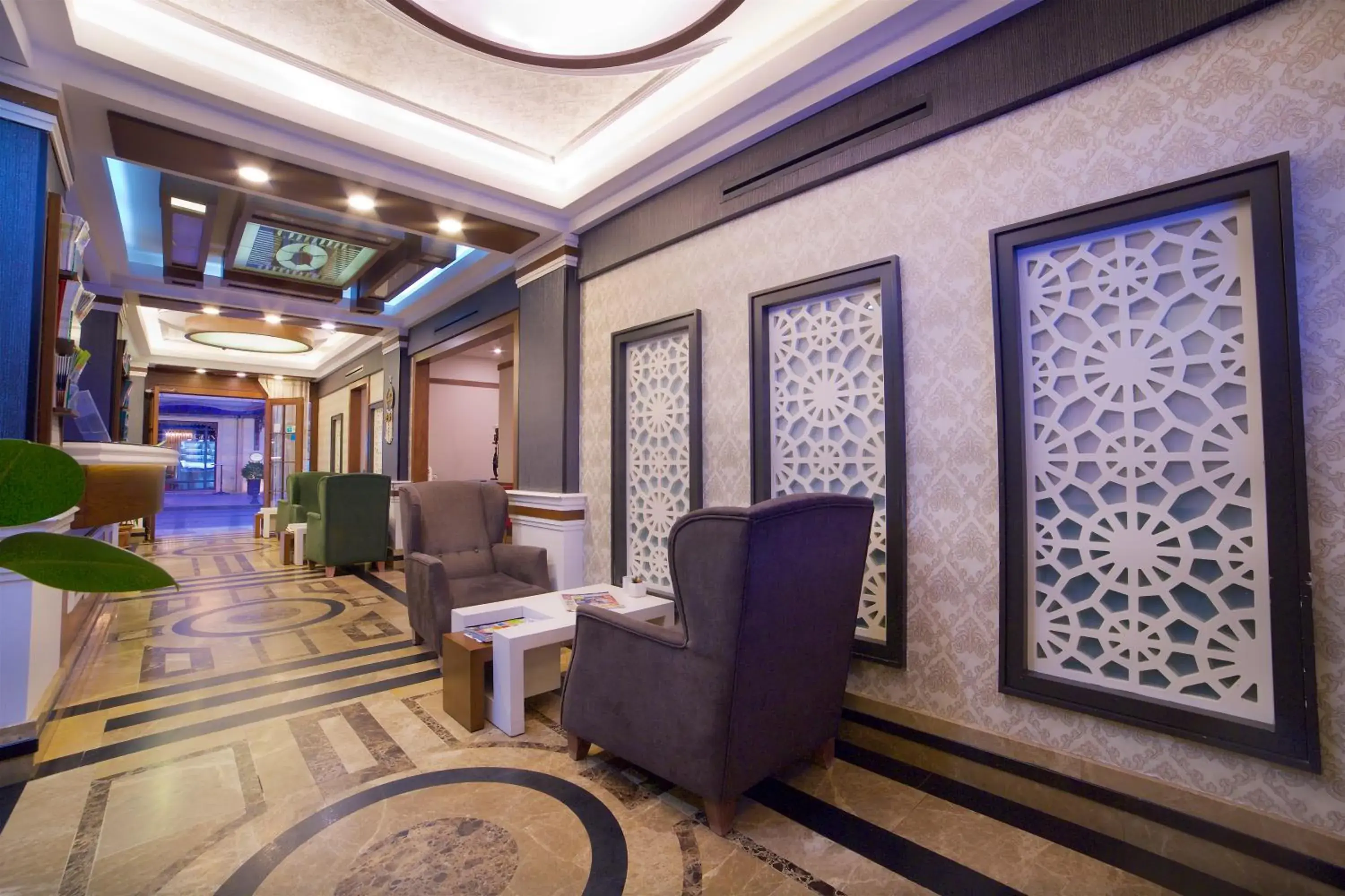 Lobby or reception in Hotel Black Pearl Lobby or reception in Hotel Black Pearl