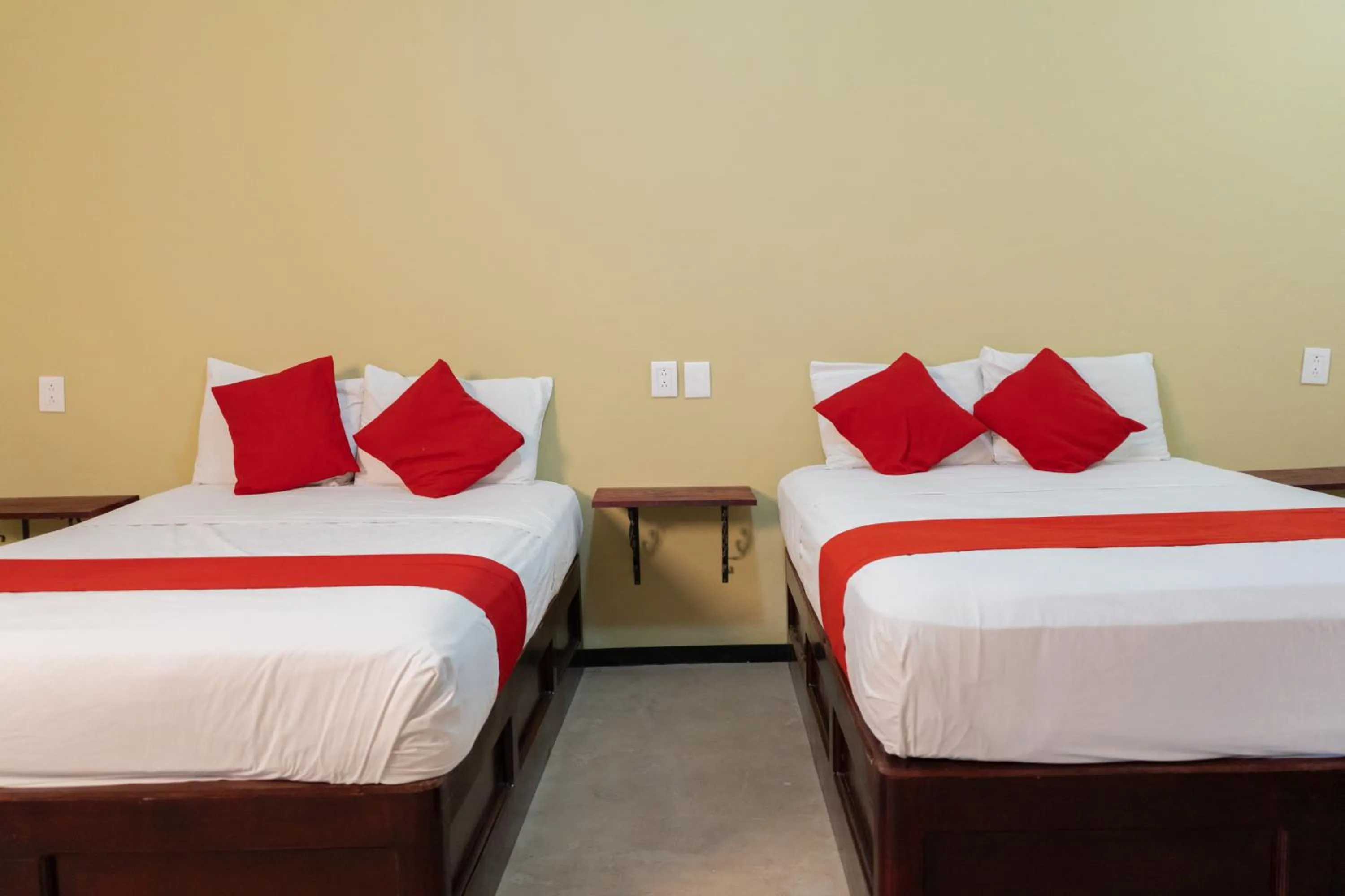 Photo of the whole room, Bed in Hotel Esperanza, Oaxaca Centro